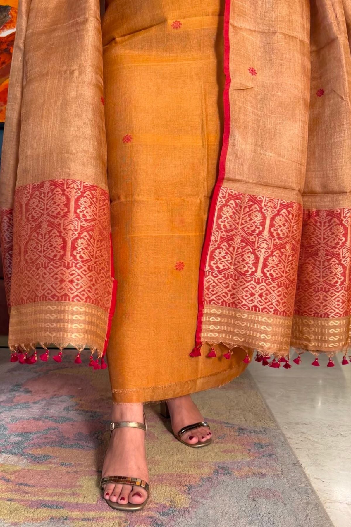 Tangail weave on Pure Tussar Silk -Kurta Dupatta set