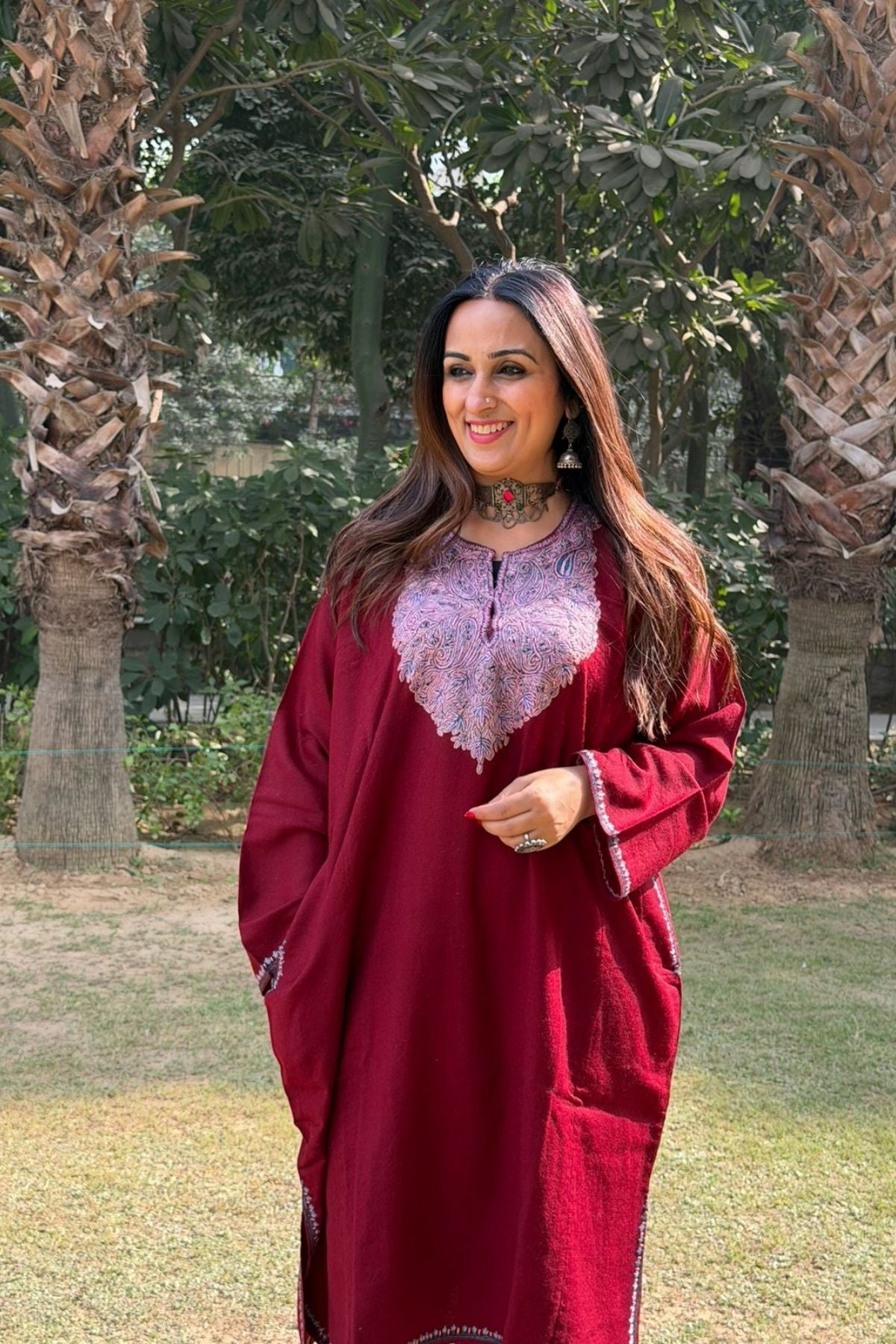 Sozni Handwork woollen Phiran