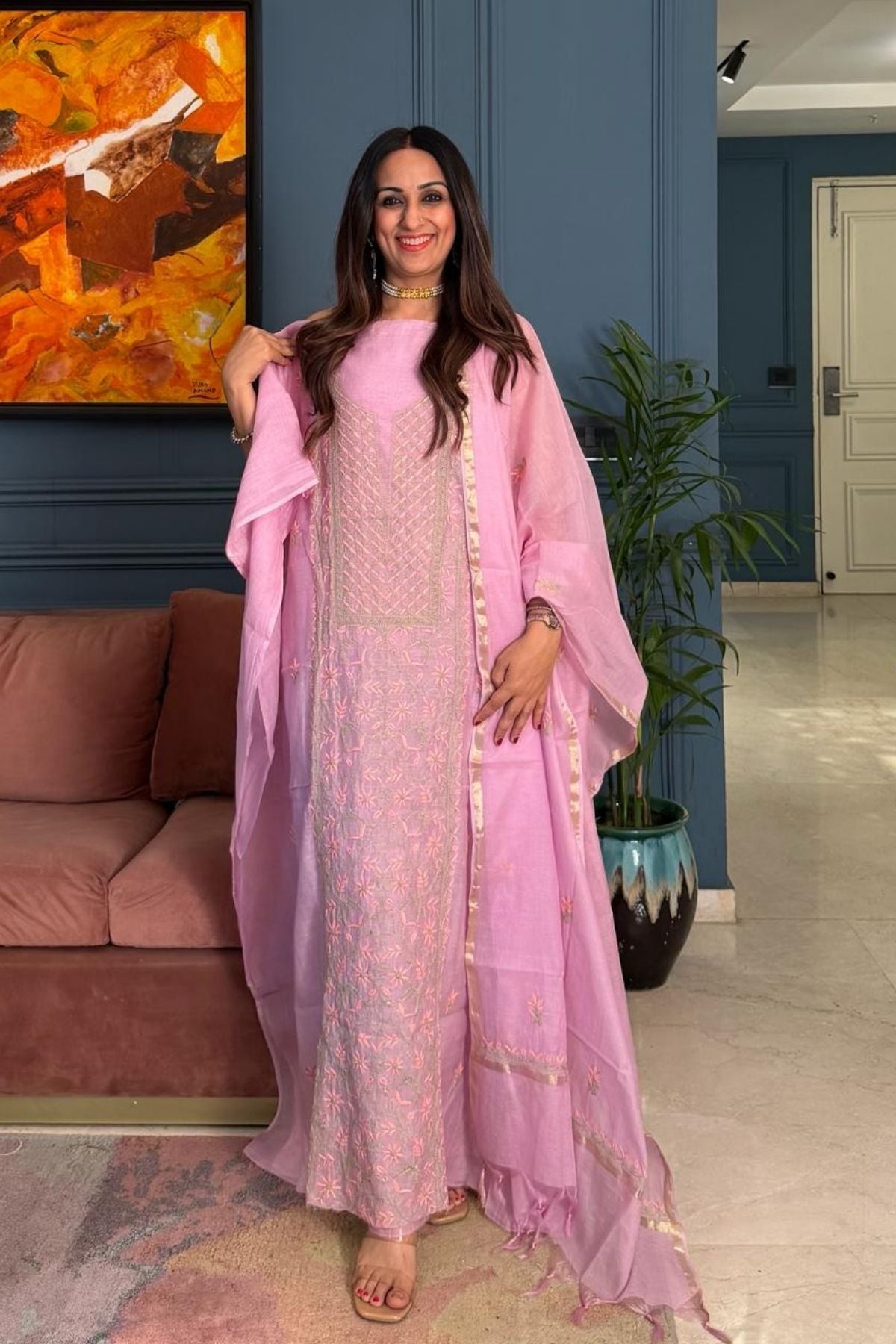 Chikankari on pure Mul cotton!!