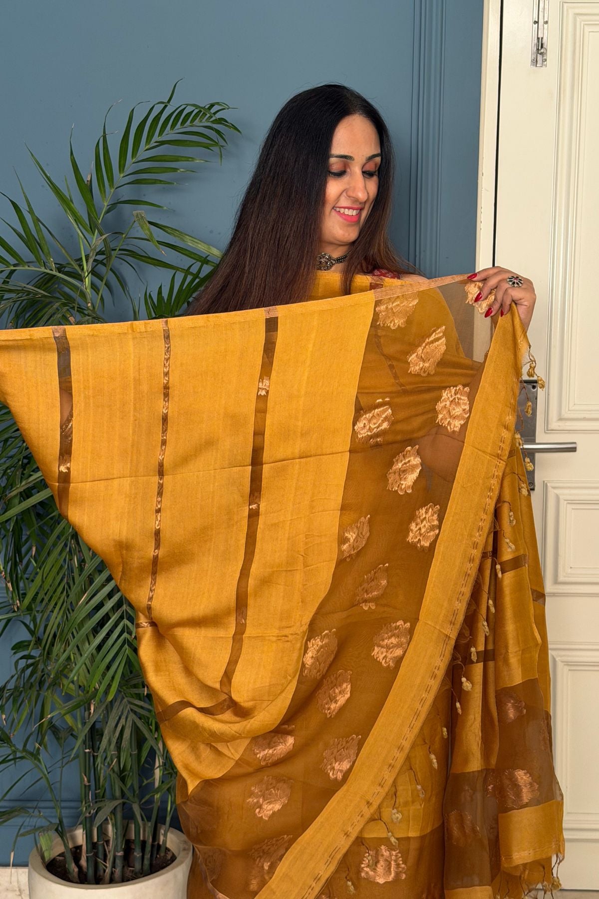 Pure Muslin Bangalore Silk kurta dupatta set with Jamdani work!!
