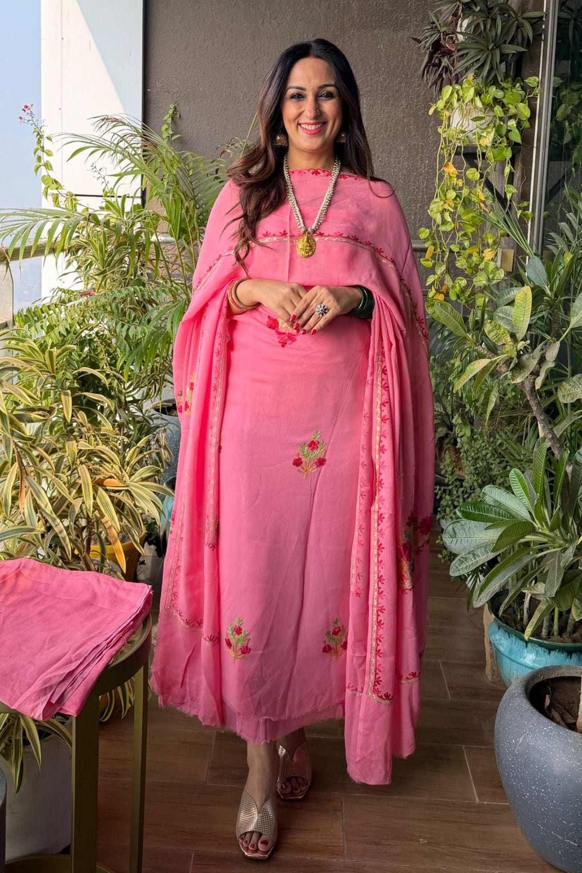 Georgette full suit set with Kashmiri embroidery