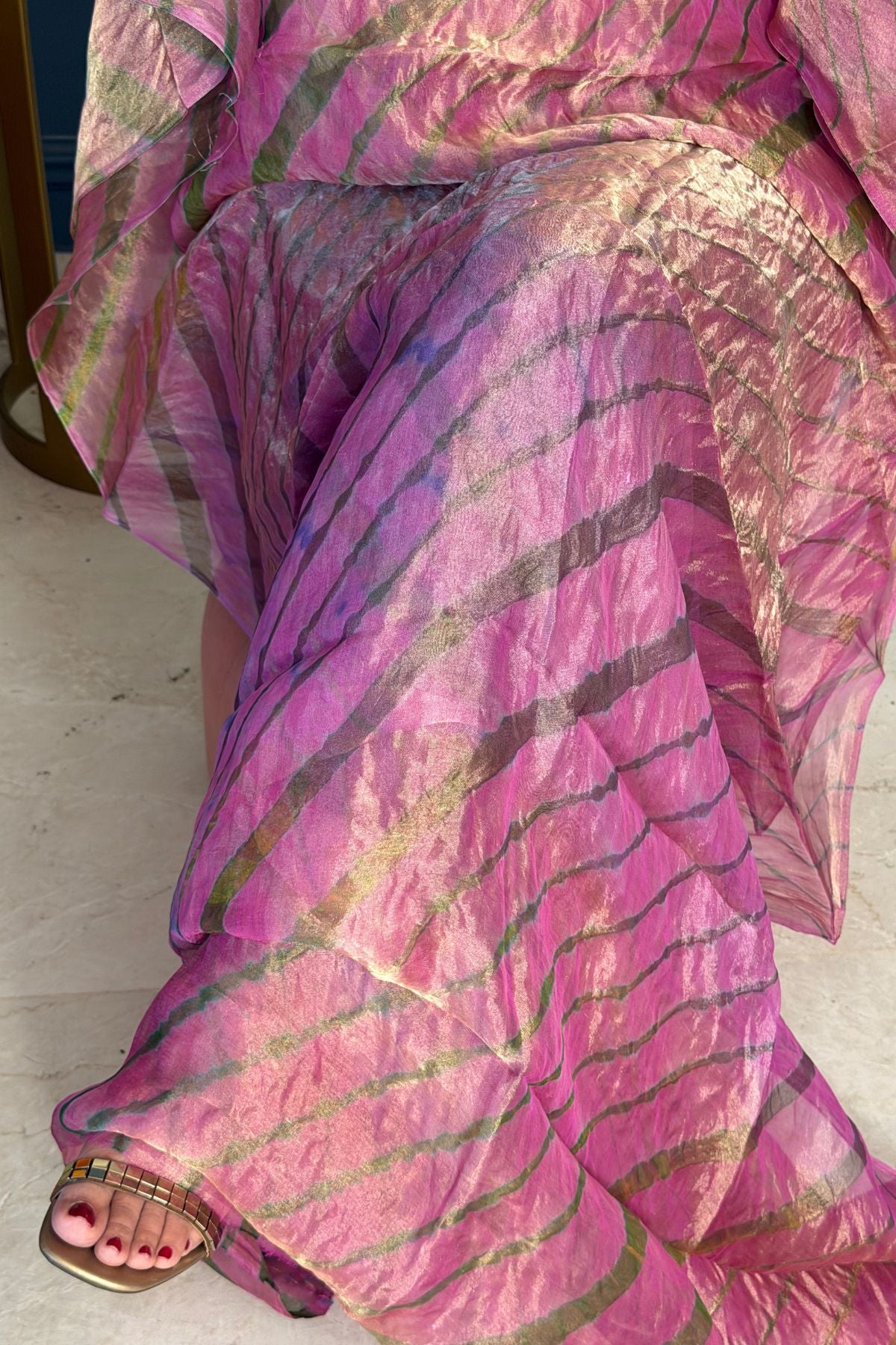 Pure tissue kurta with hand done leheriya!!