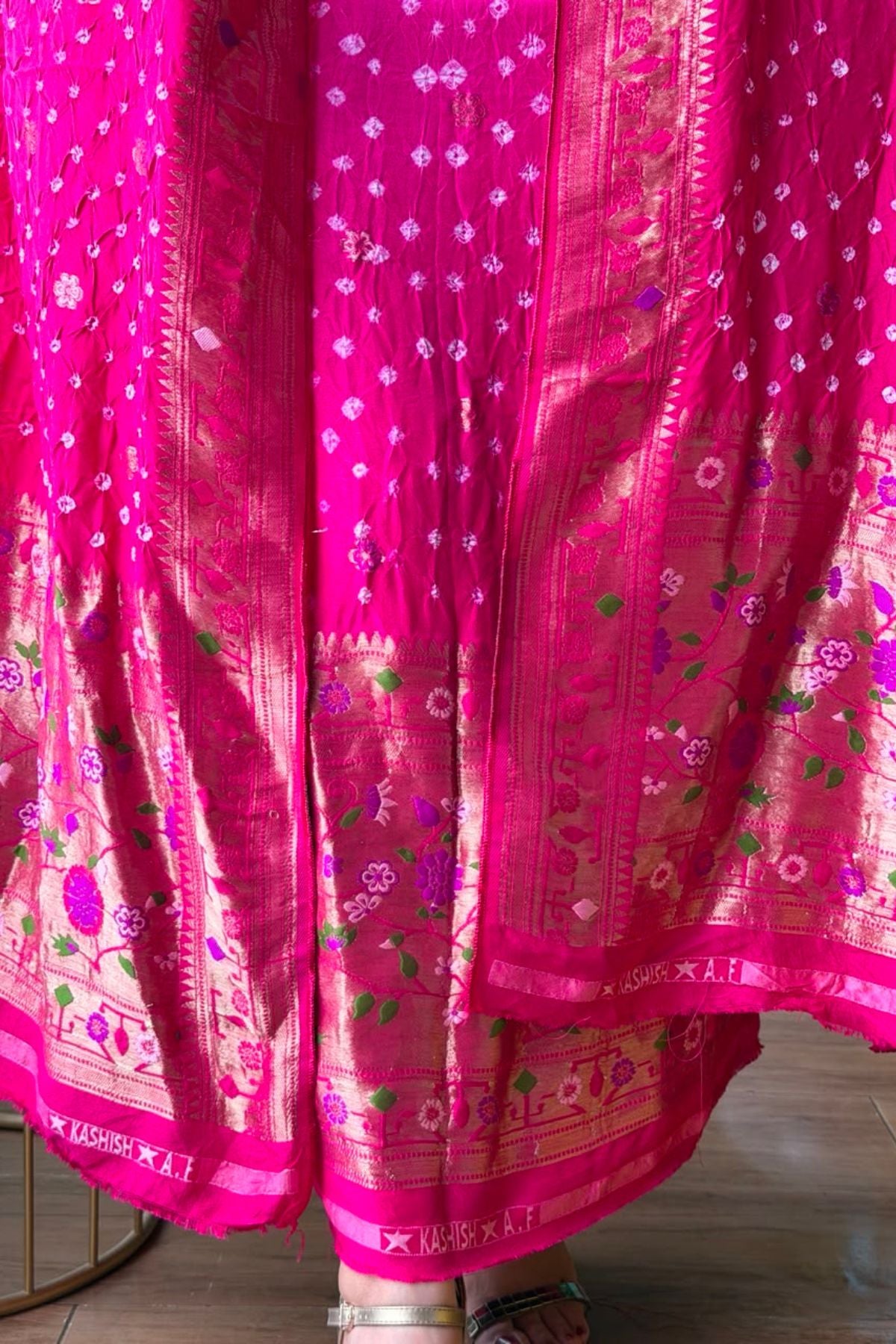 Pure gaji silk full set with hand done bandhani and zari weaving!!