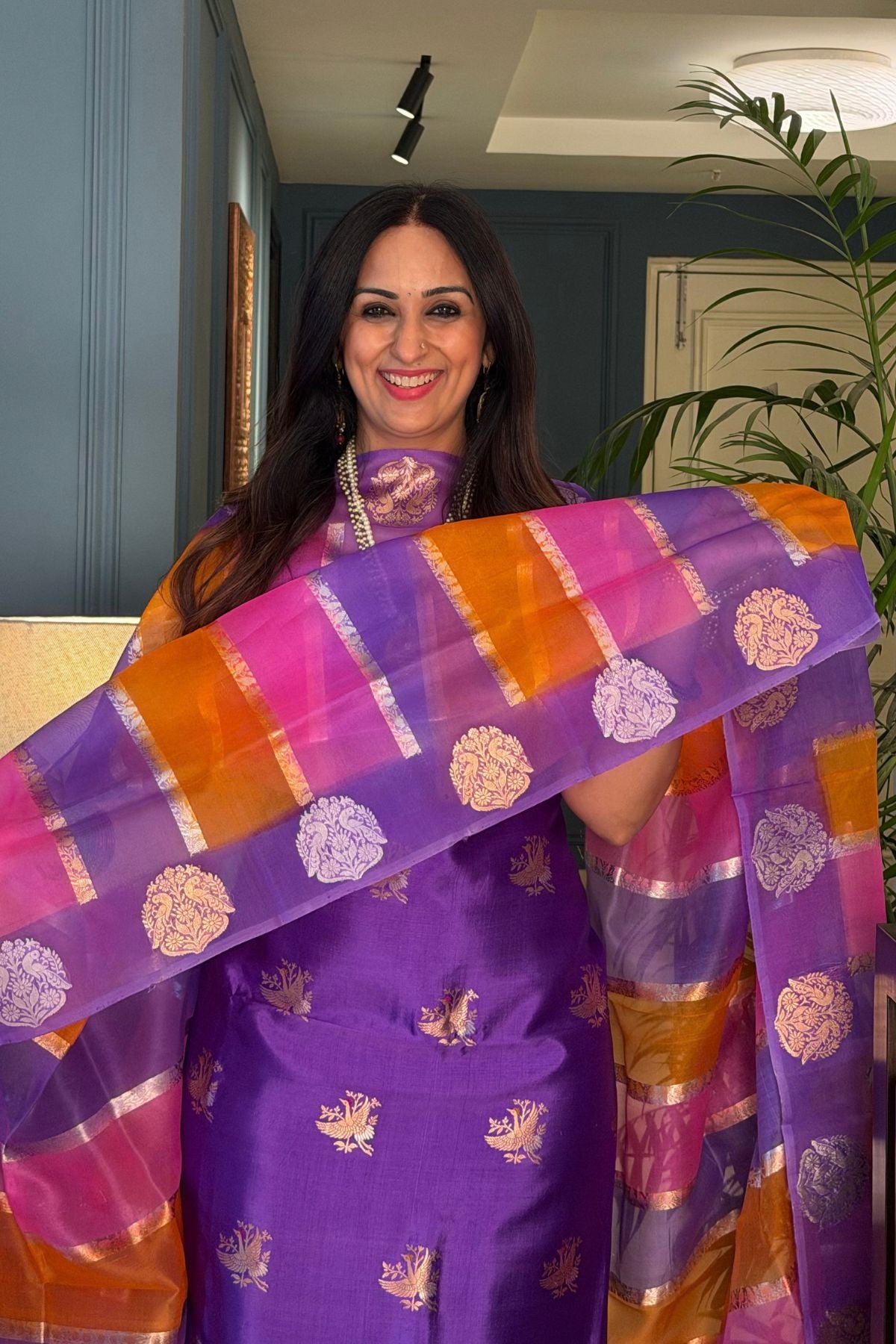 Handwoven pure Banarasi raw mango silk suit sets with rangkaat dupatta!!