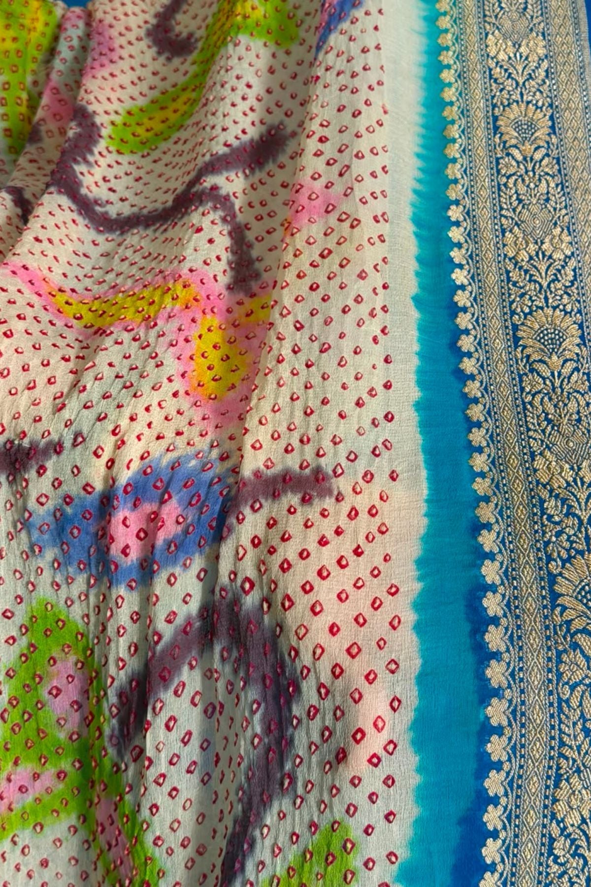 Banarasi khaddi georgette with red Bandhani full set!!!