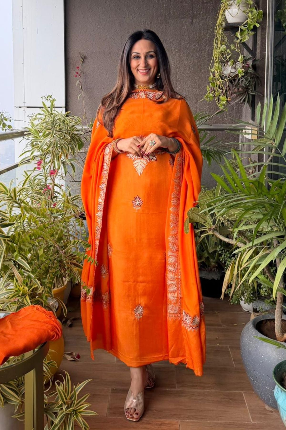 Upadda suit sets with Kashmiri Aari work!!