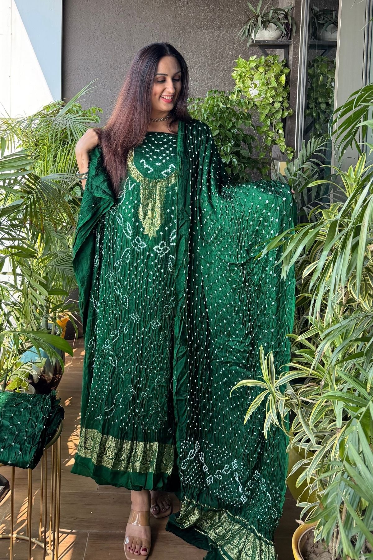 Pure modal silk full set with hand done bandhani and zari weaving!!
