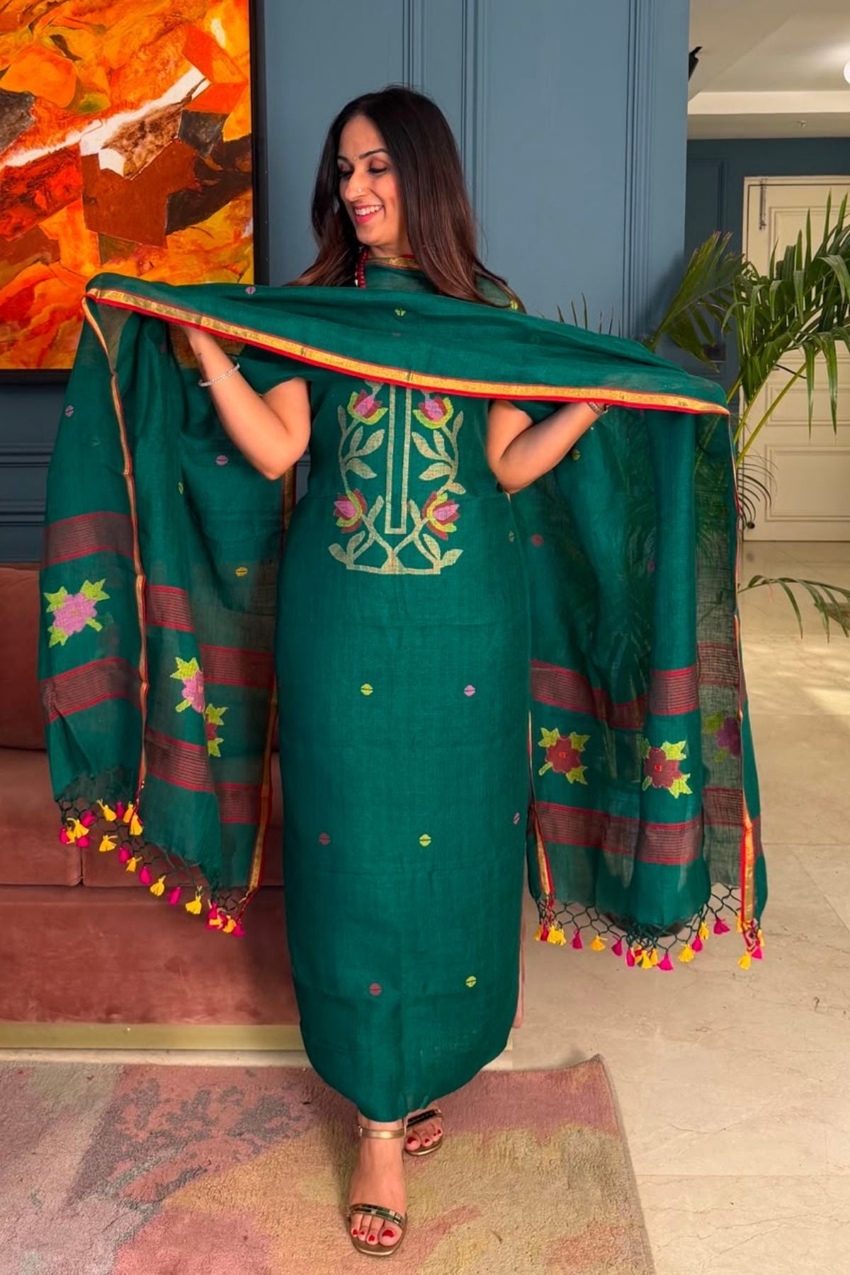 Jamdani weave kurta dupatta set on 100 count linen by linen!!