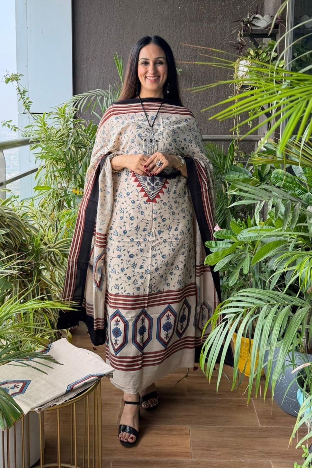 Handblocked Ajrakh Taj cotton full sets!!