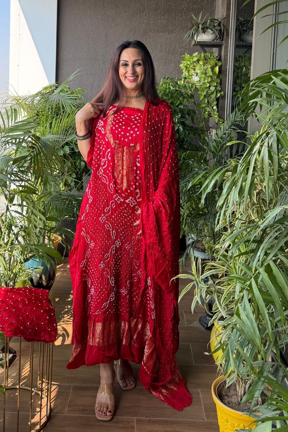 Pure modal silk full set with hand done bandhani and zari weaving!!