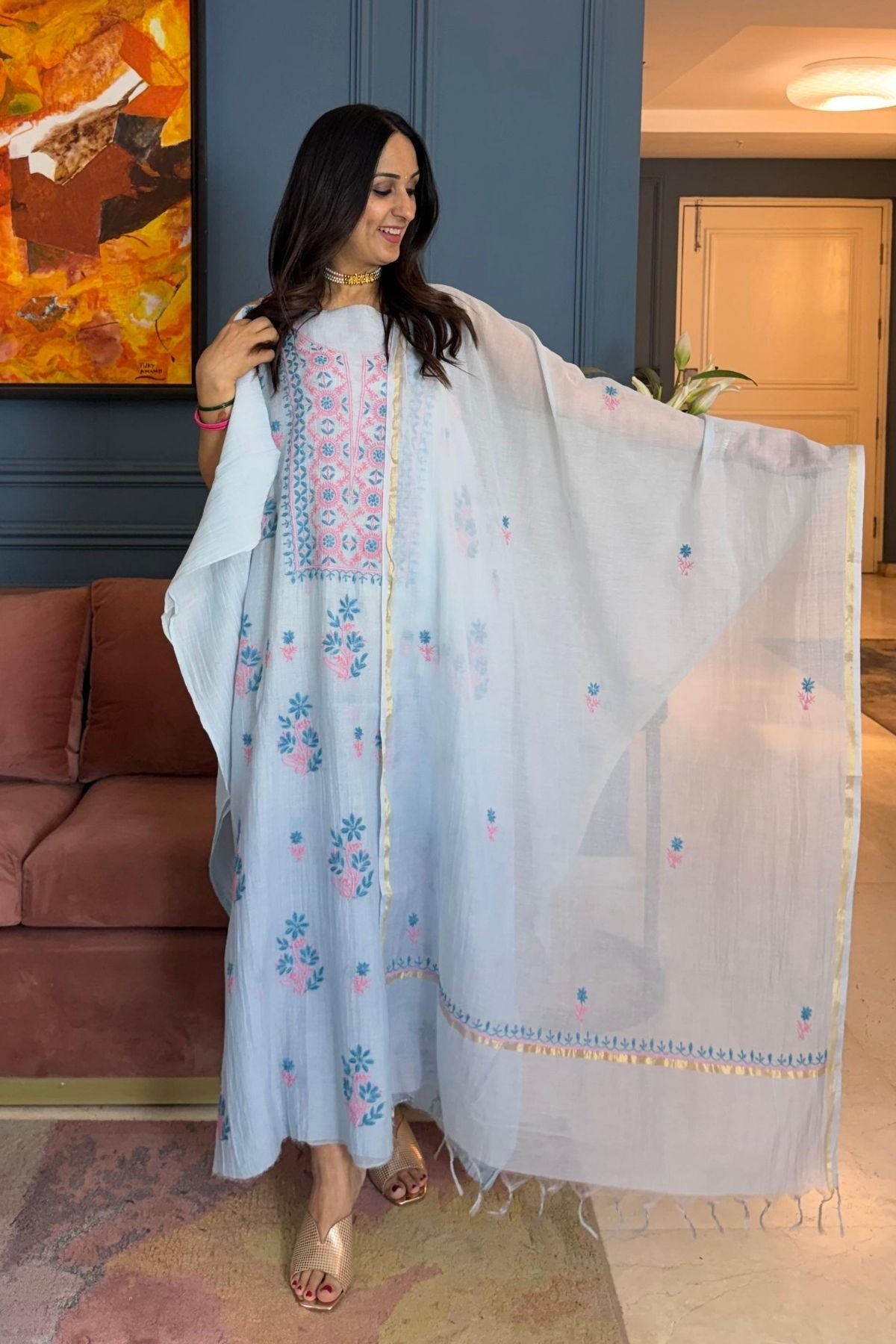 Ombré Chikankari on pure Mul cotton!!!