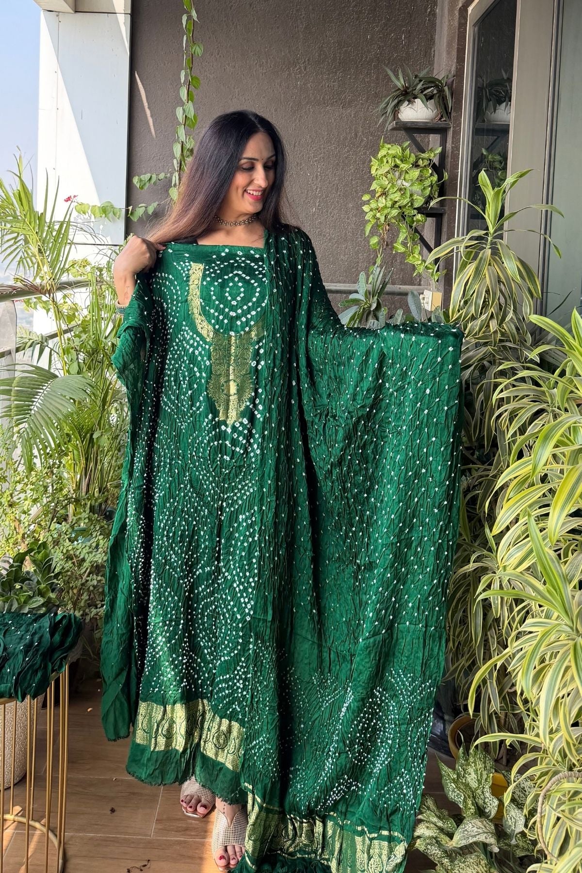 Pure modal silk full set with hand done bandhani and zari weaving!!