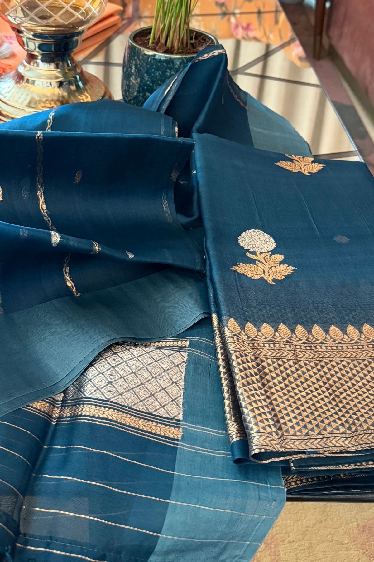 Handloom pure Kora silk full suit sets!!