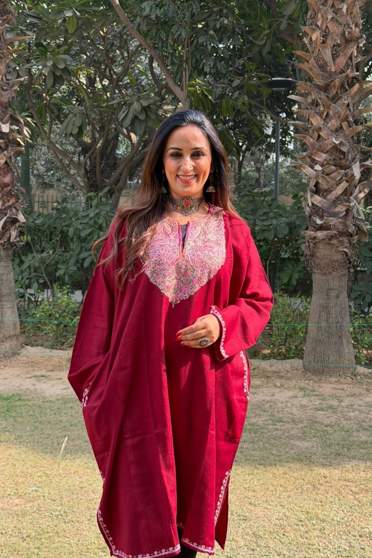 Sozni Handwork woollen Phiran