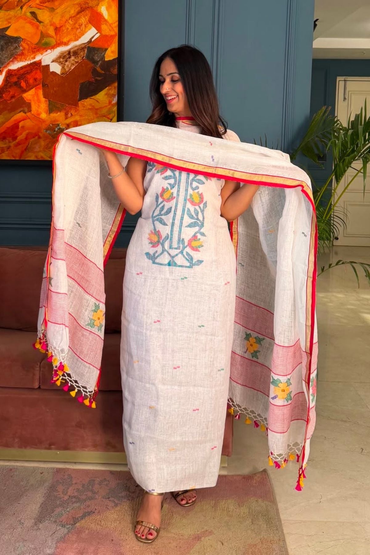 Jamdani weave kurta dupatta set on 100 count linen by linen!!