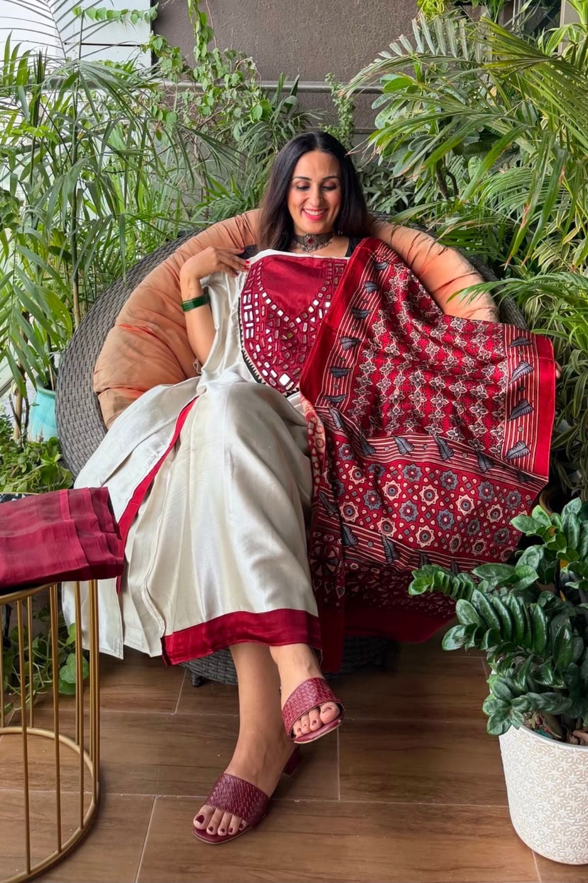 Handcrafted Kutch mirror work Mashru silk full sets!!