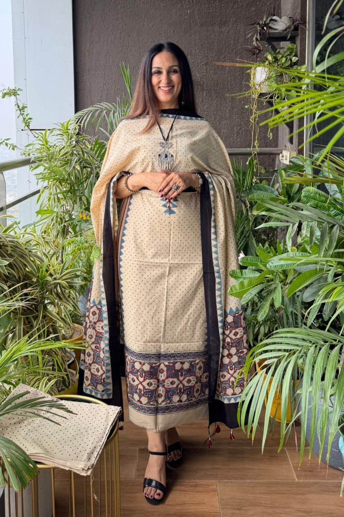 Handblocked Ajrakh Taj cotton full sets!!