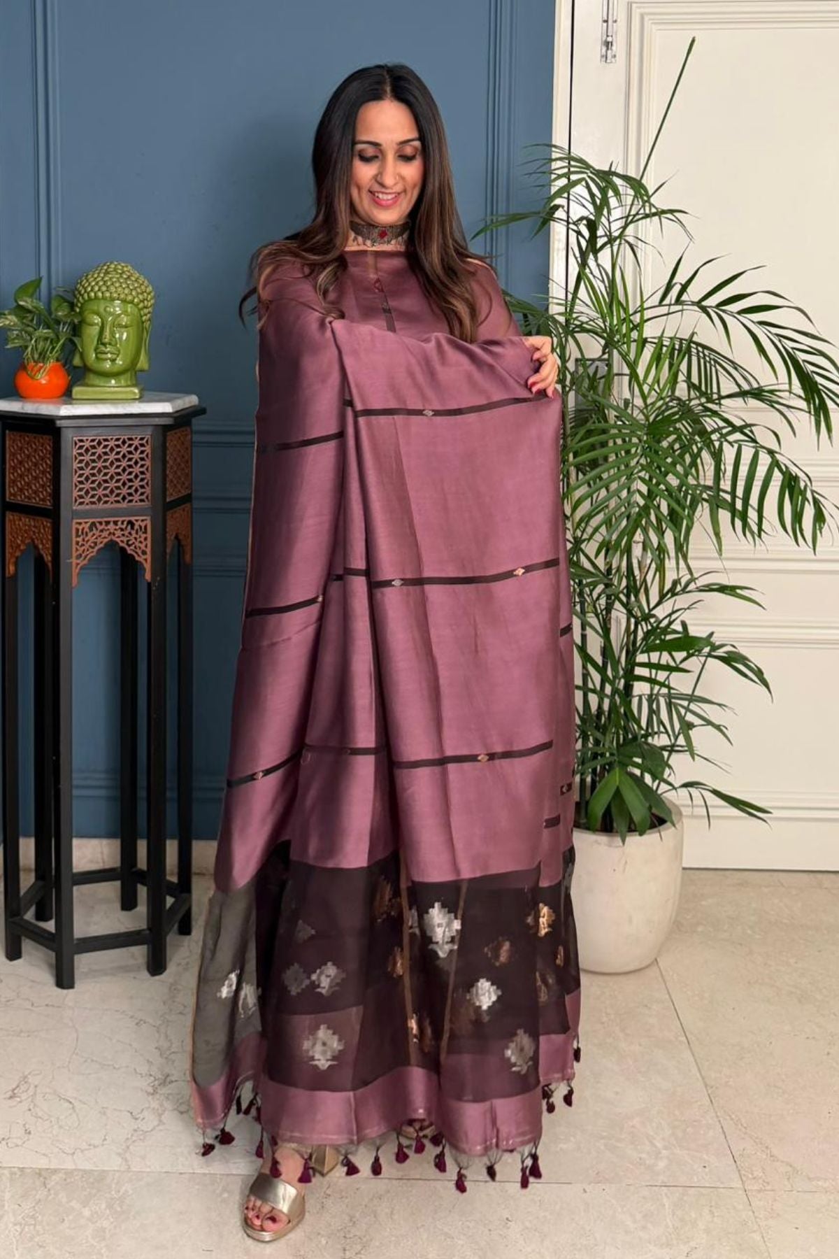 Pure Muslin Bangalore Silk kurta dupatta set with Jamdani work!!
