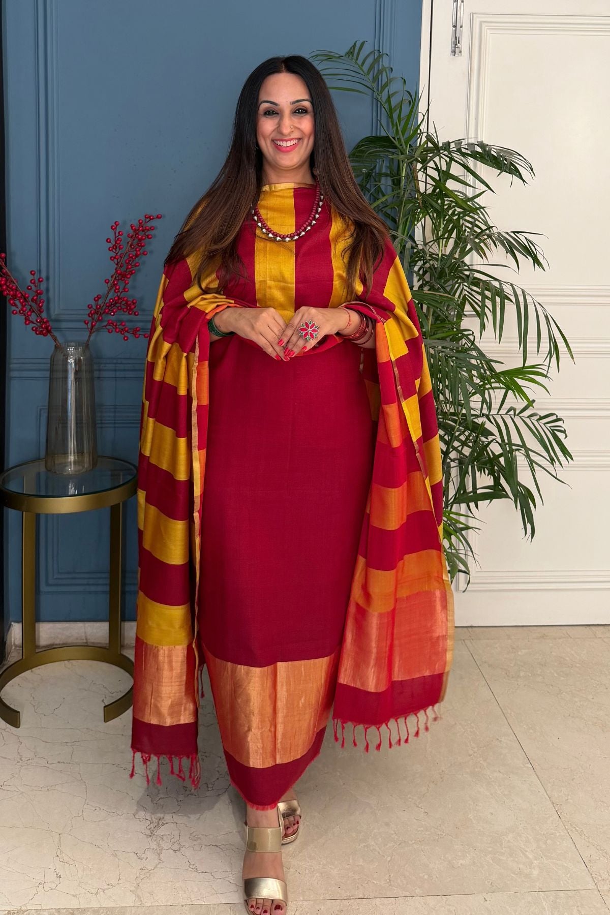 Maheshwari weave kurta dupatta set on cotton silk