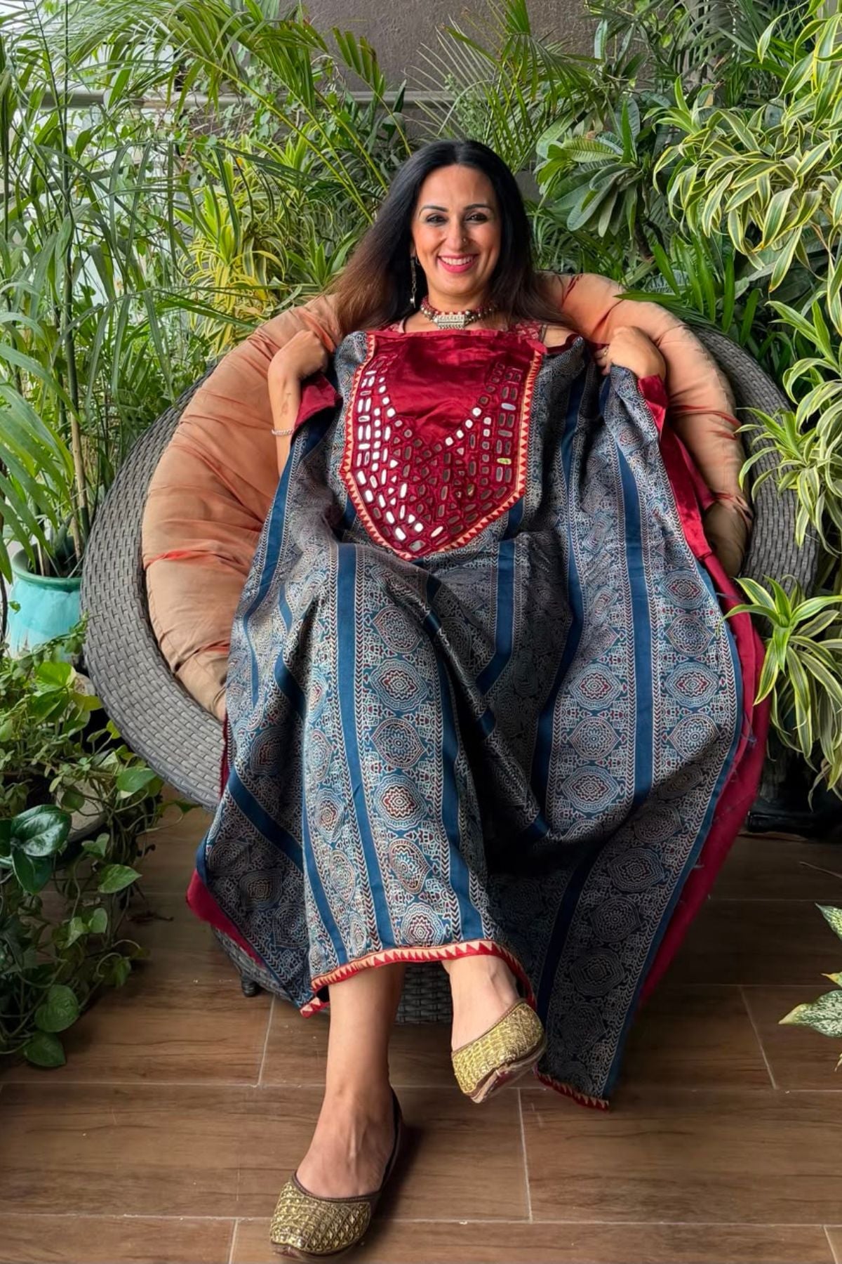 Handcrafted Kutch mirror work kurta on pure Mashru!!