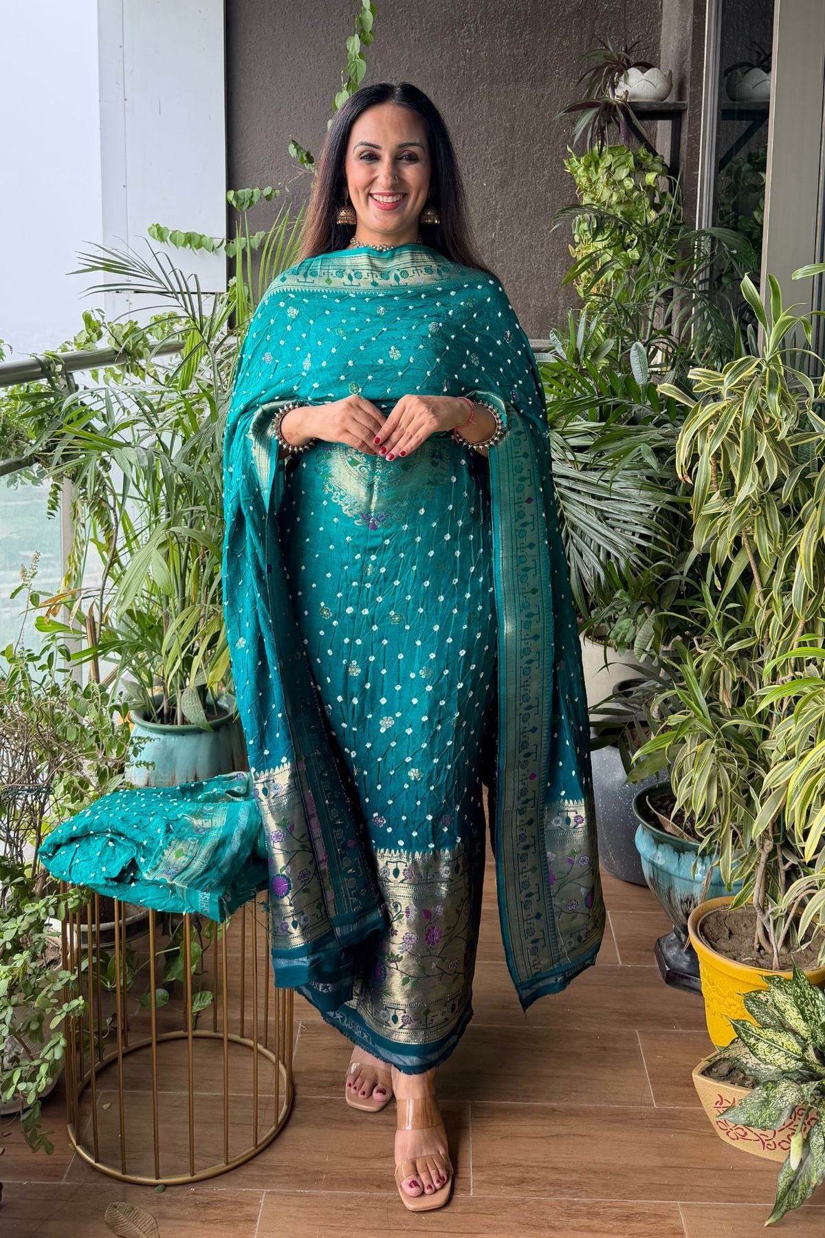 Pure gaji silk full set with hand done bandhani and zari weaving!!