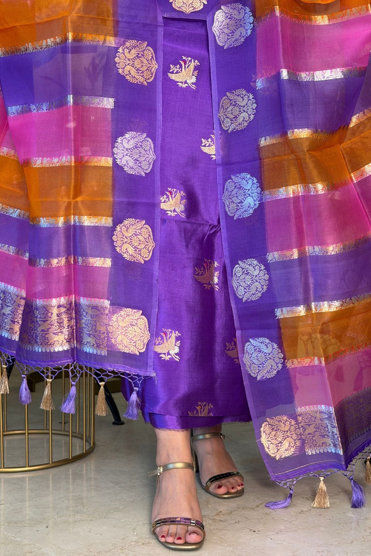 Handwoven pure Banarasi raw mango silk suit sets with rangkaat dupatta!!