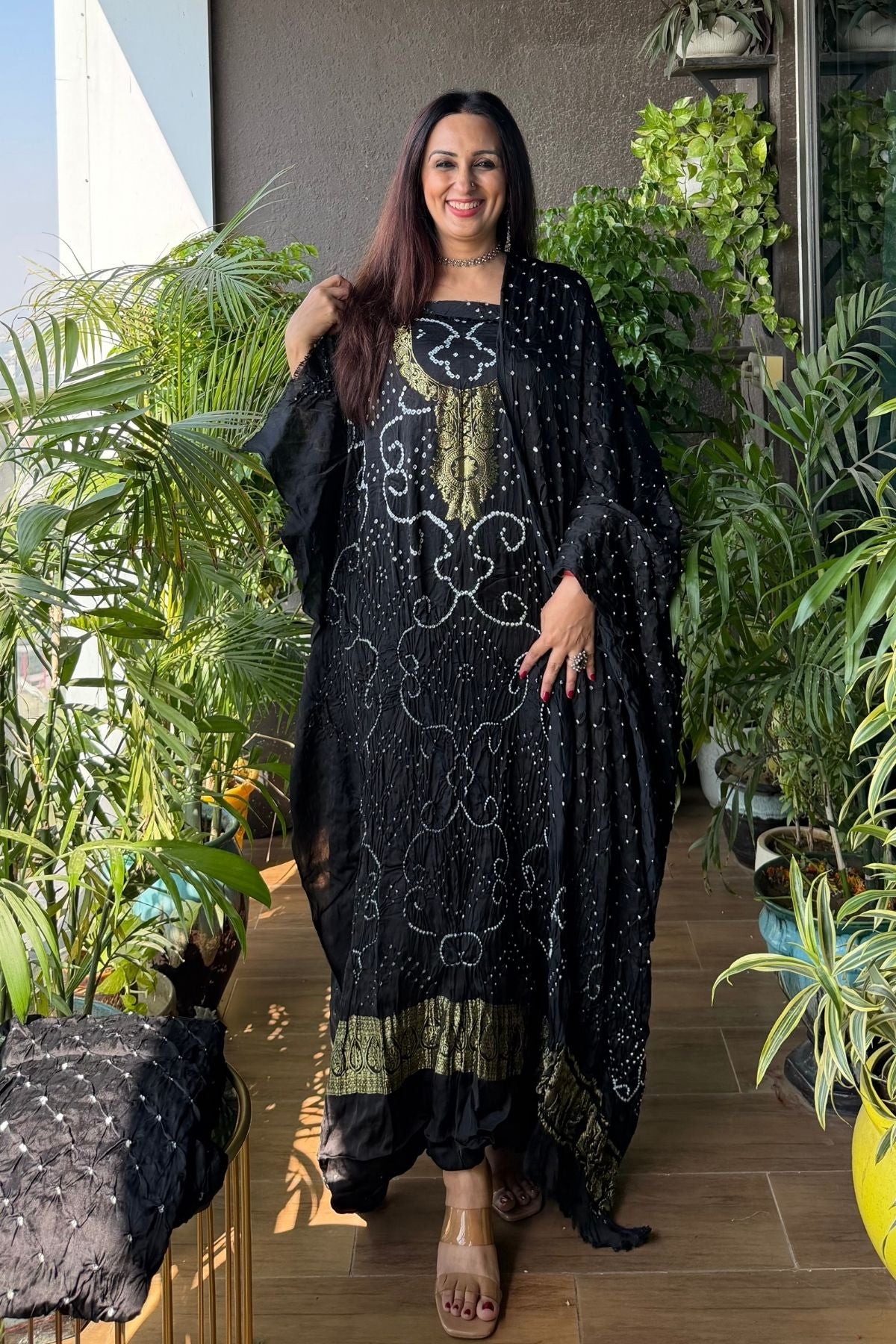 Pure modal silk full set with hand done bandhani and zari weaving!!