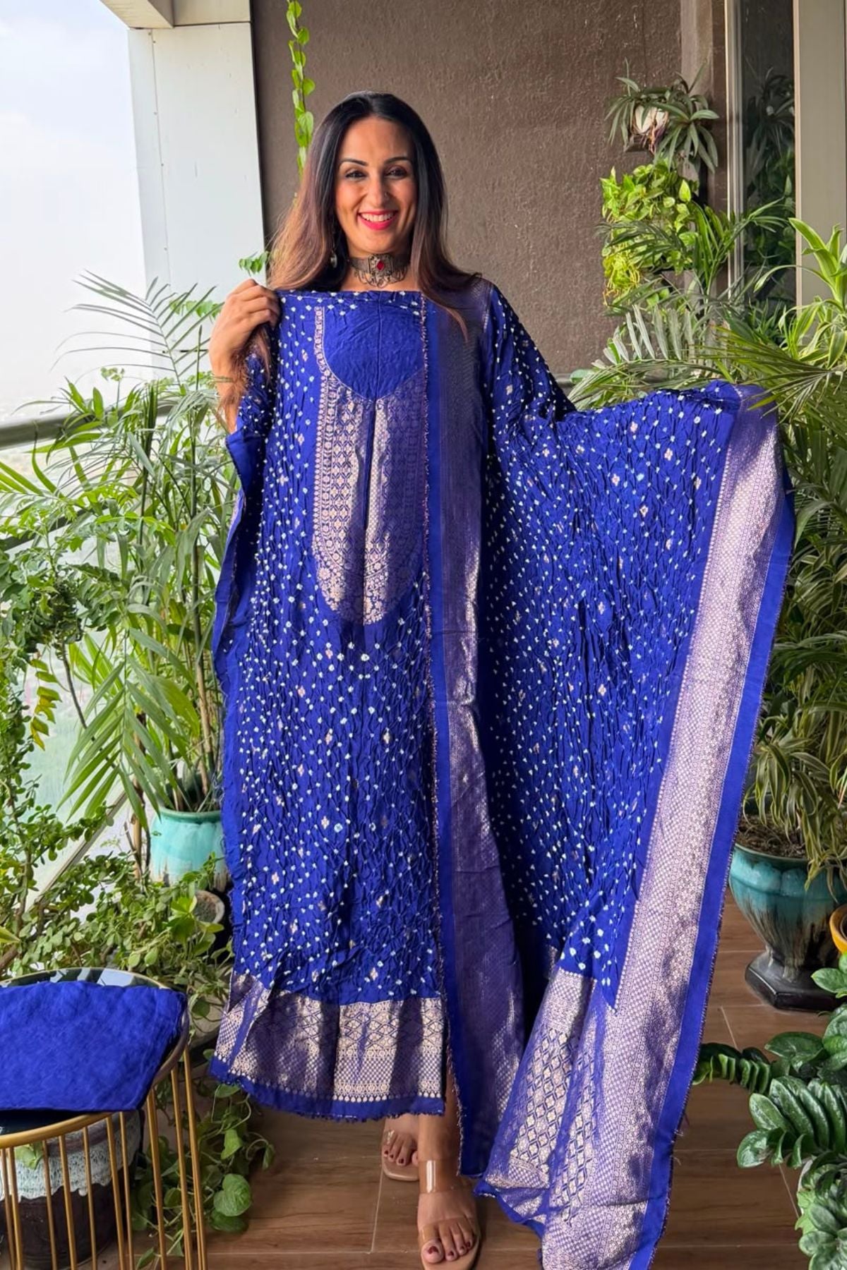 Pure gaji silk full set with hand done bandhani and zari weaving!!