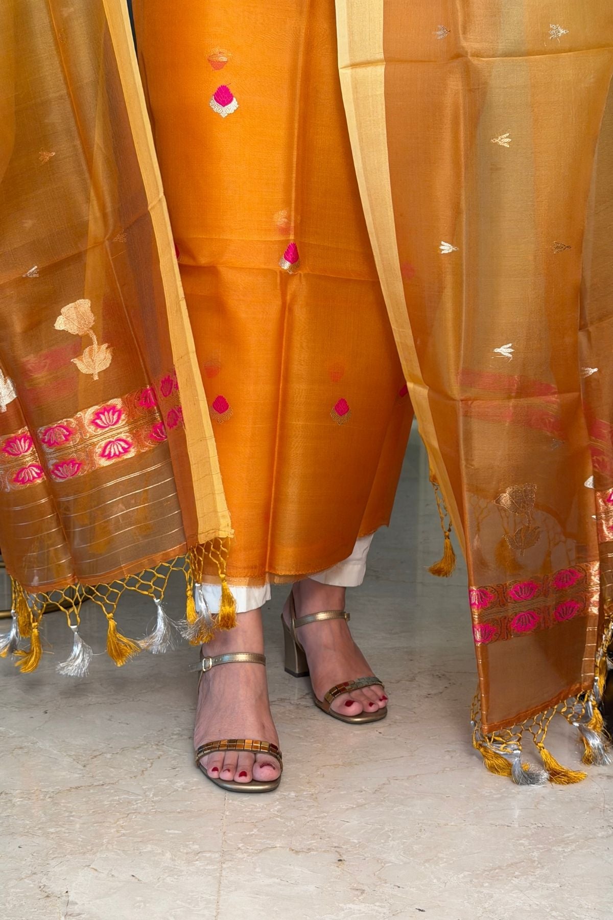 Handloom pure Kora silk full suit sets!!