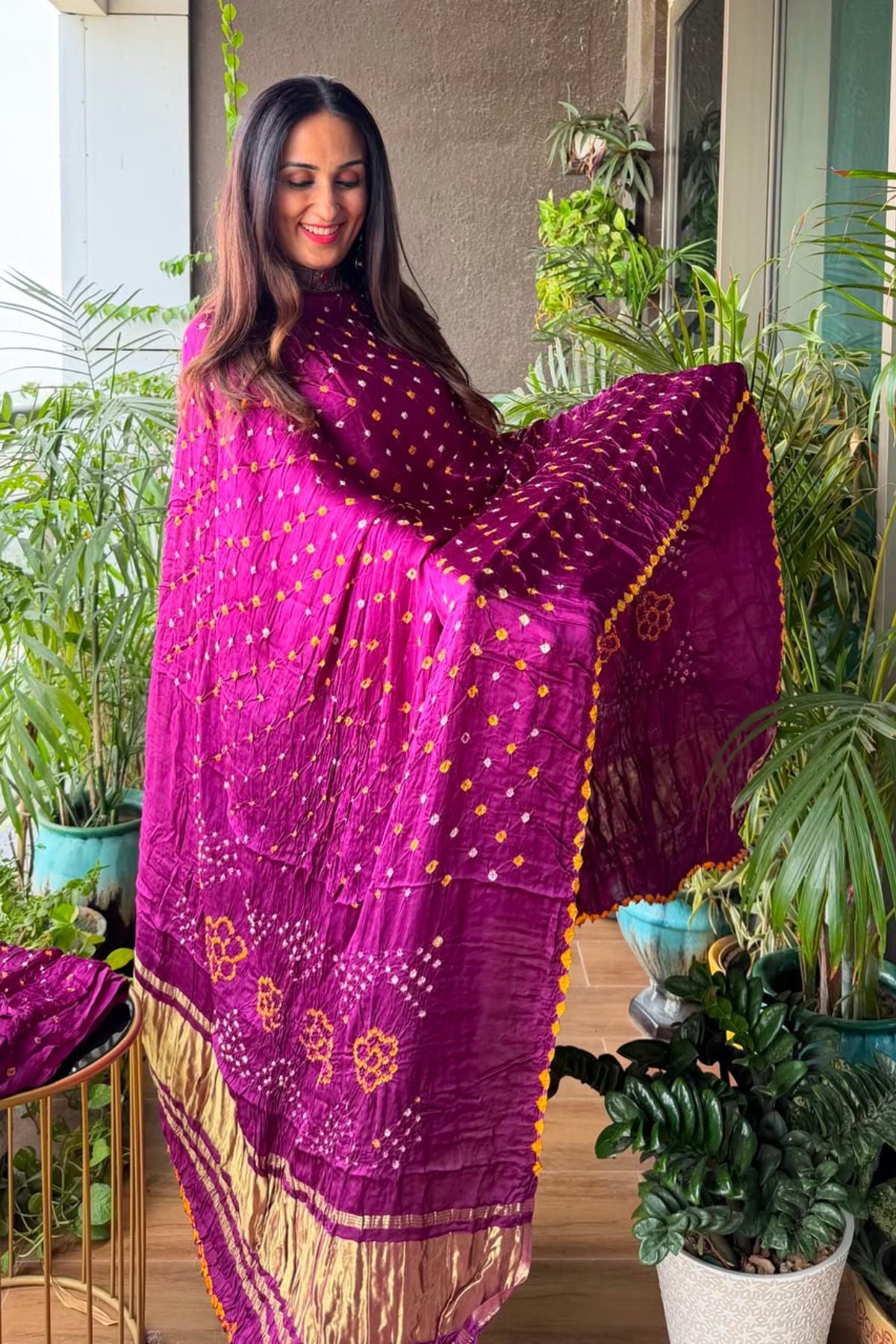 Hand done BANDHANI full set on pure modal!!