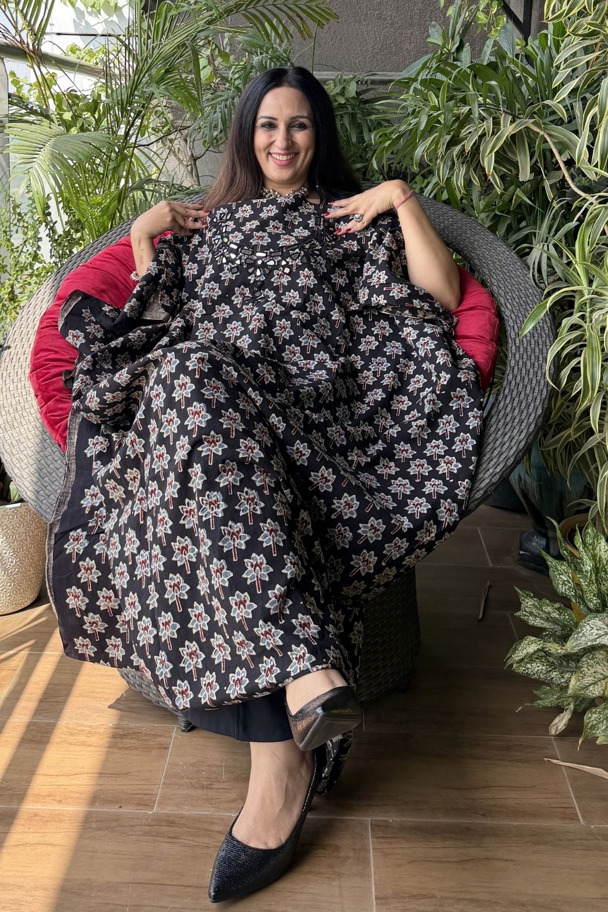 Handblocked pure cotton kurta with Kutch mirror work embroidery!!