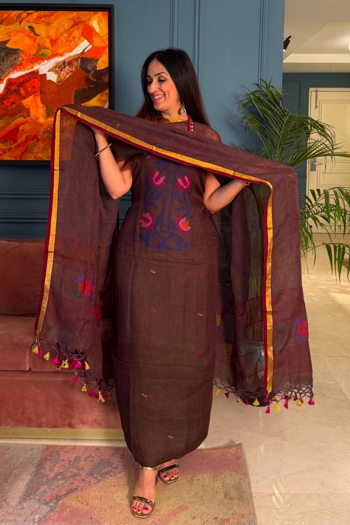 Jamdani weave kurta dupatta set on 100 count linen by linen!!