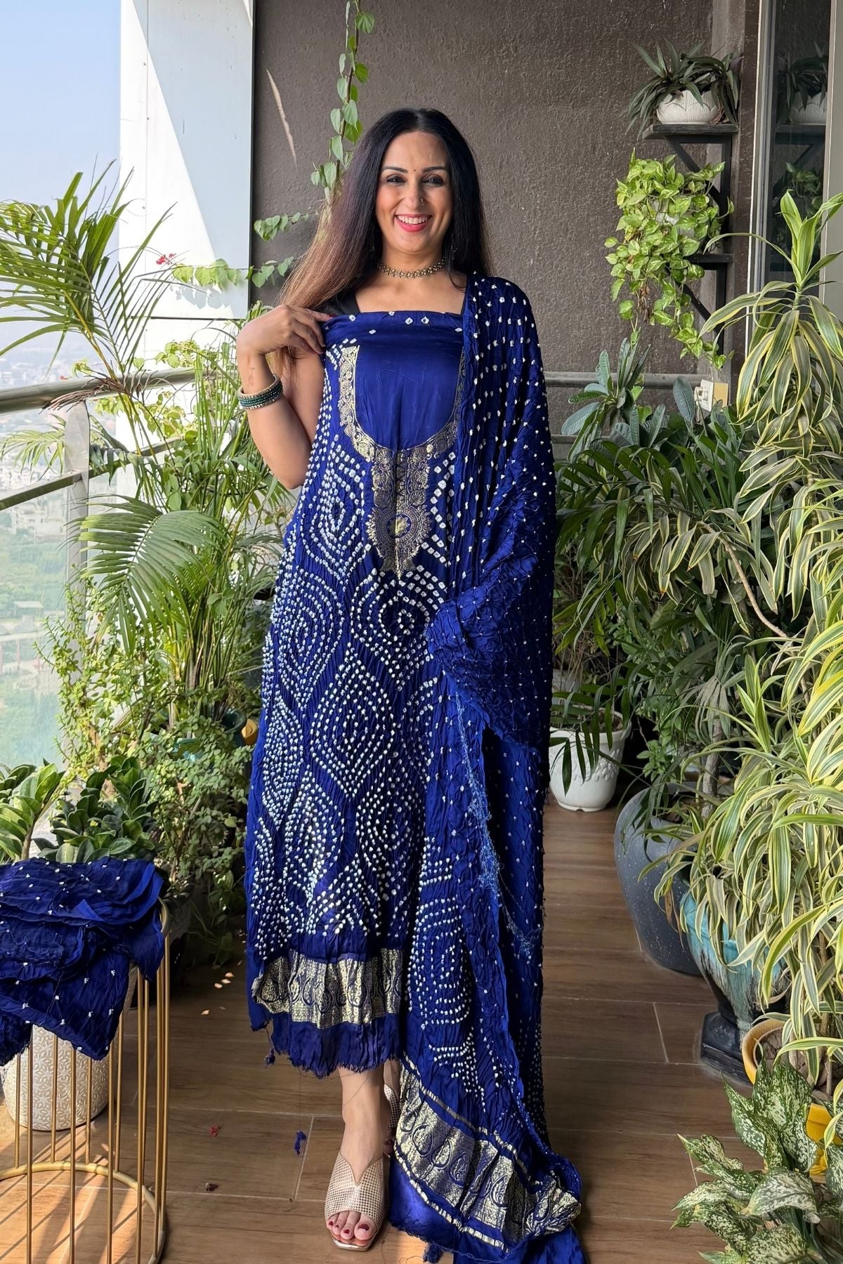 Pure modal silk full set with hand done bandhani and zari weaving!!