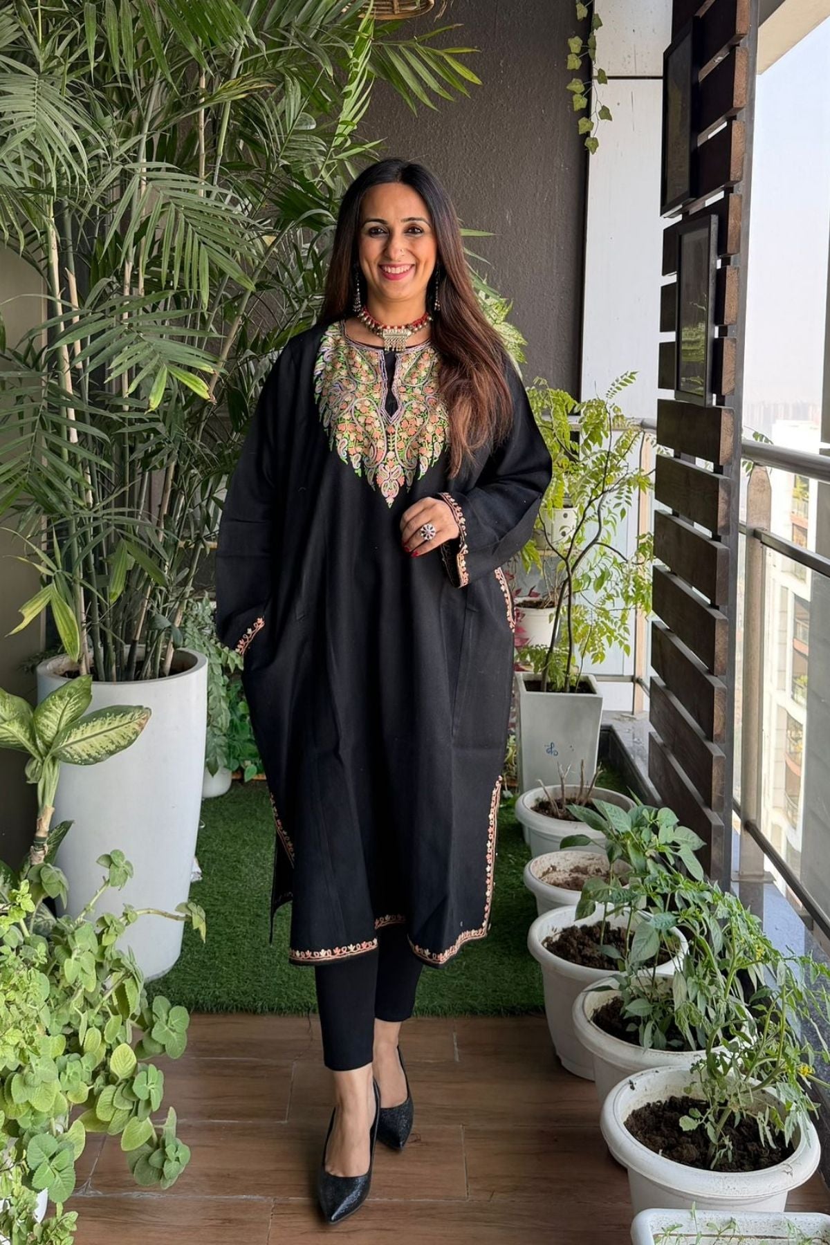 Woollen Kashmiri Phiran with Aari work