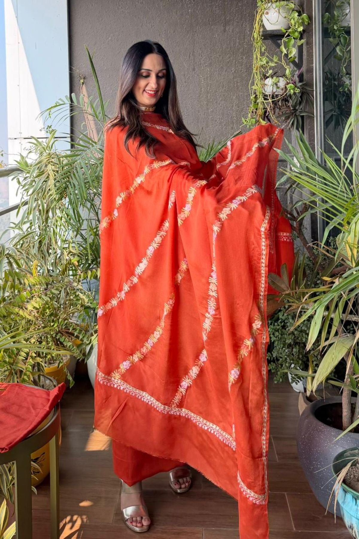 Chinon full sets with Kashmiri Aari embroidery!!!