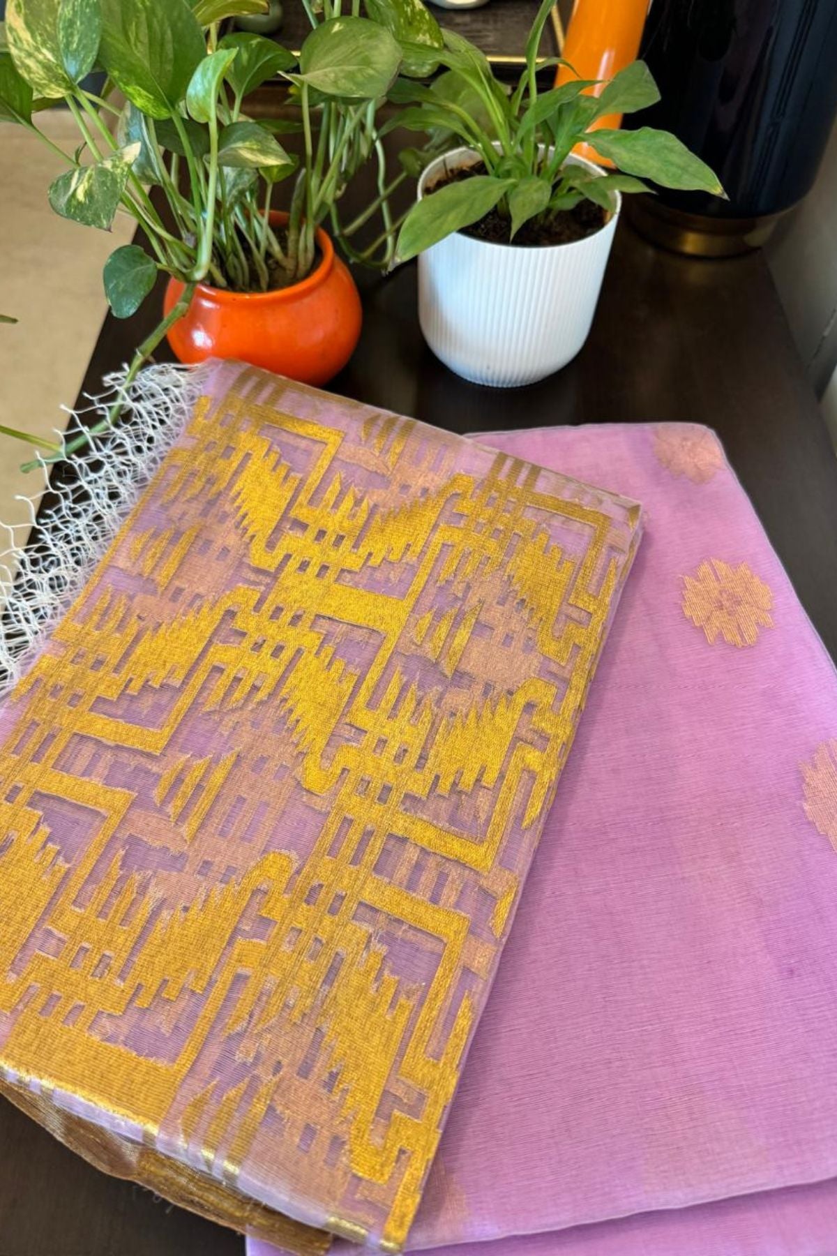 PURE MUSLIN HANDWOVEN SUIT SETS