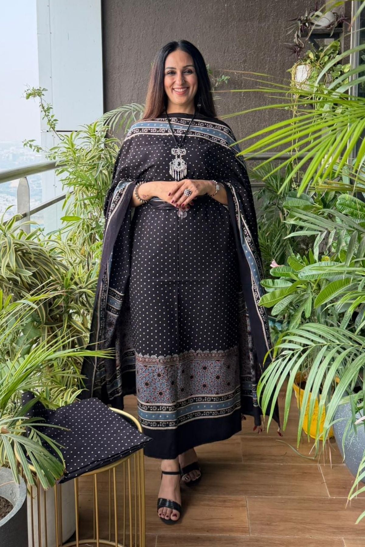 Handblocked Ajrakh Taj cotton full sets!!