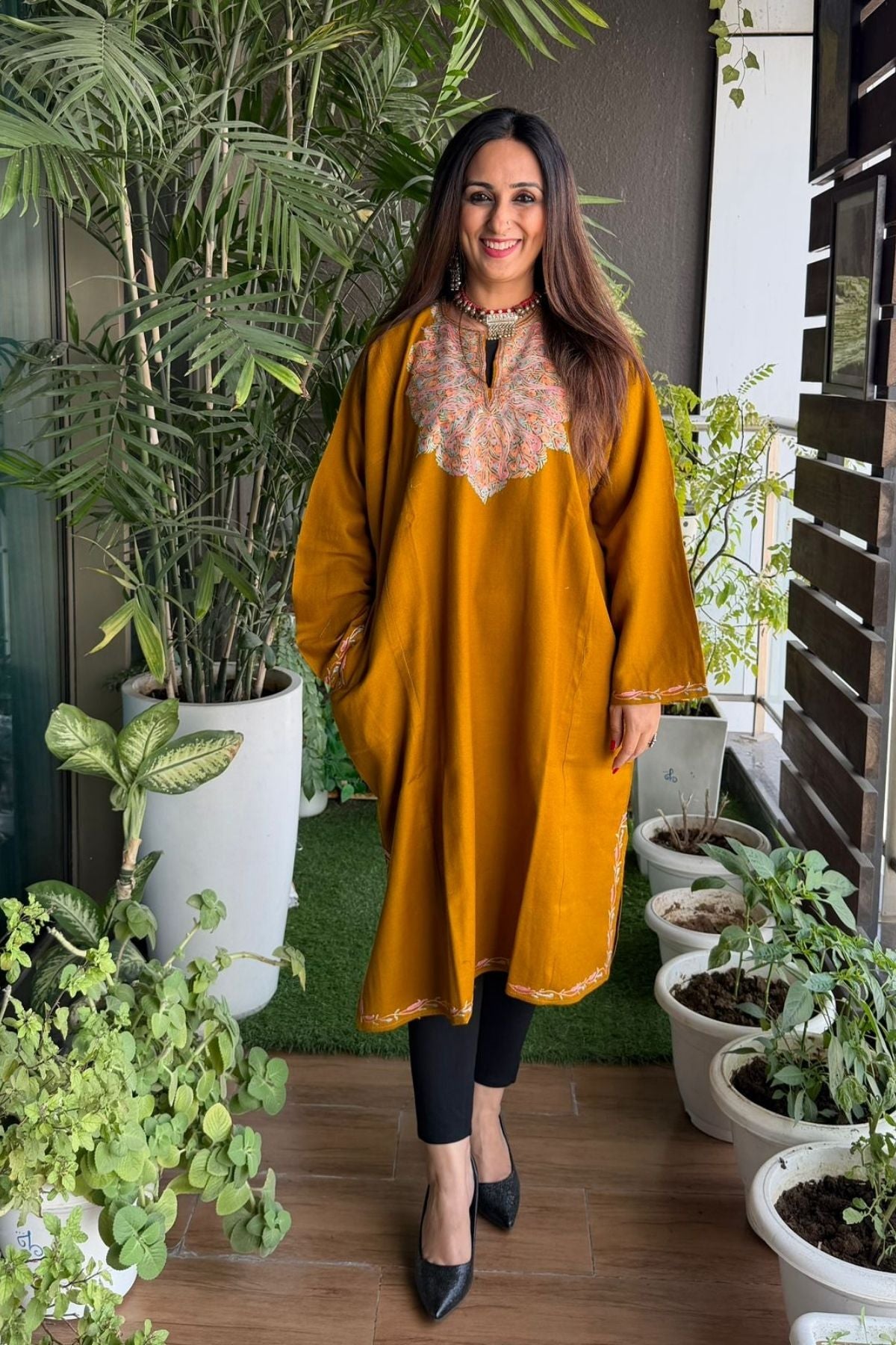 Woollen Kashmiri Phiran with Aari work