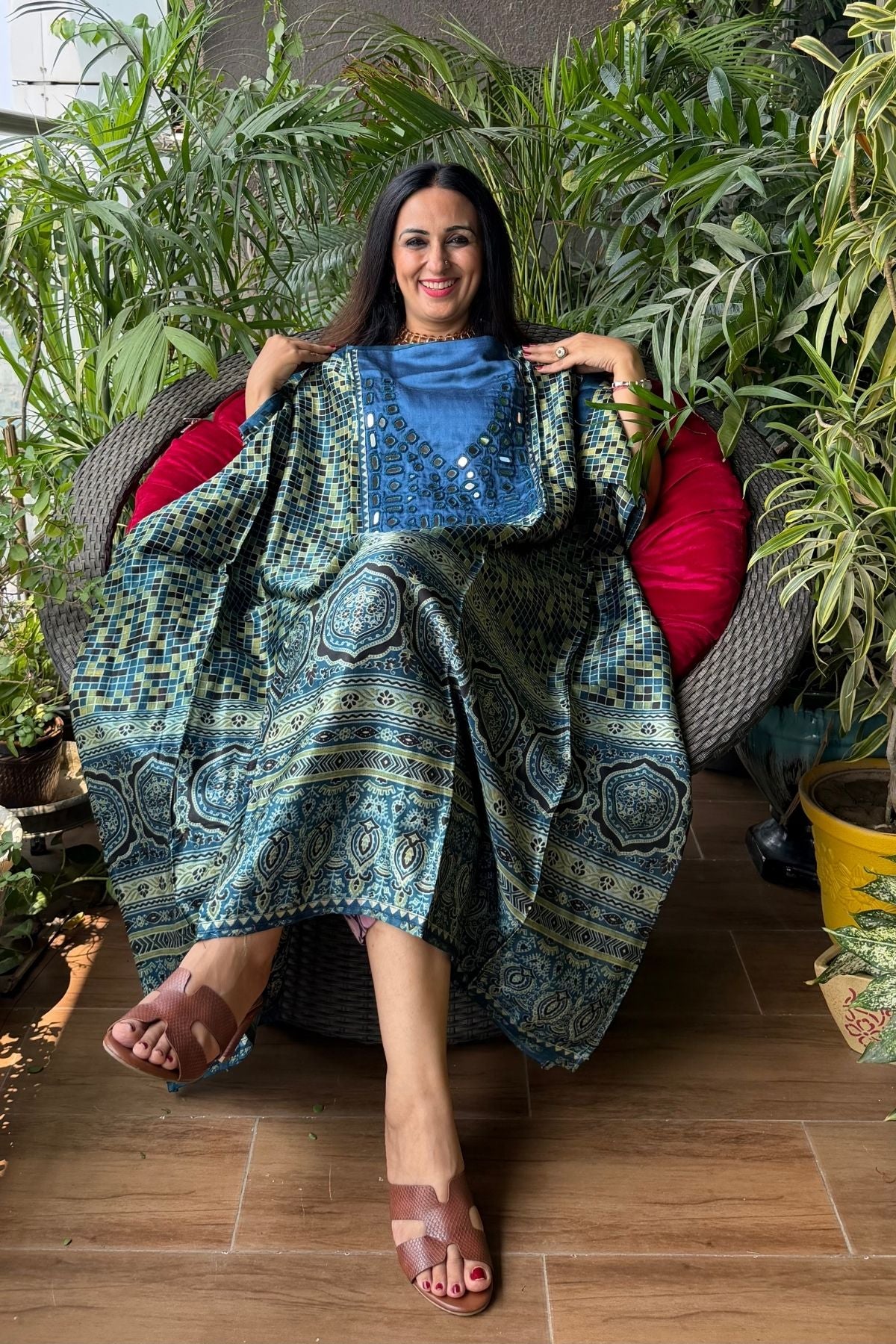 Handcrafted kurta with Kutch mirror work on pure Mashru!!