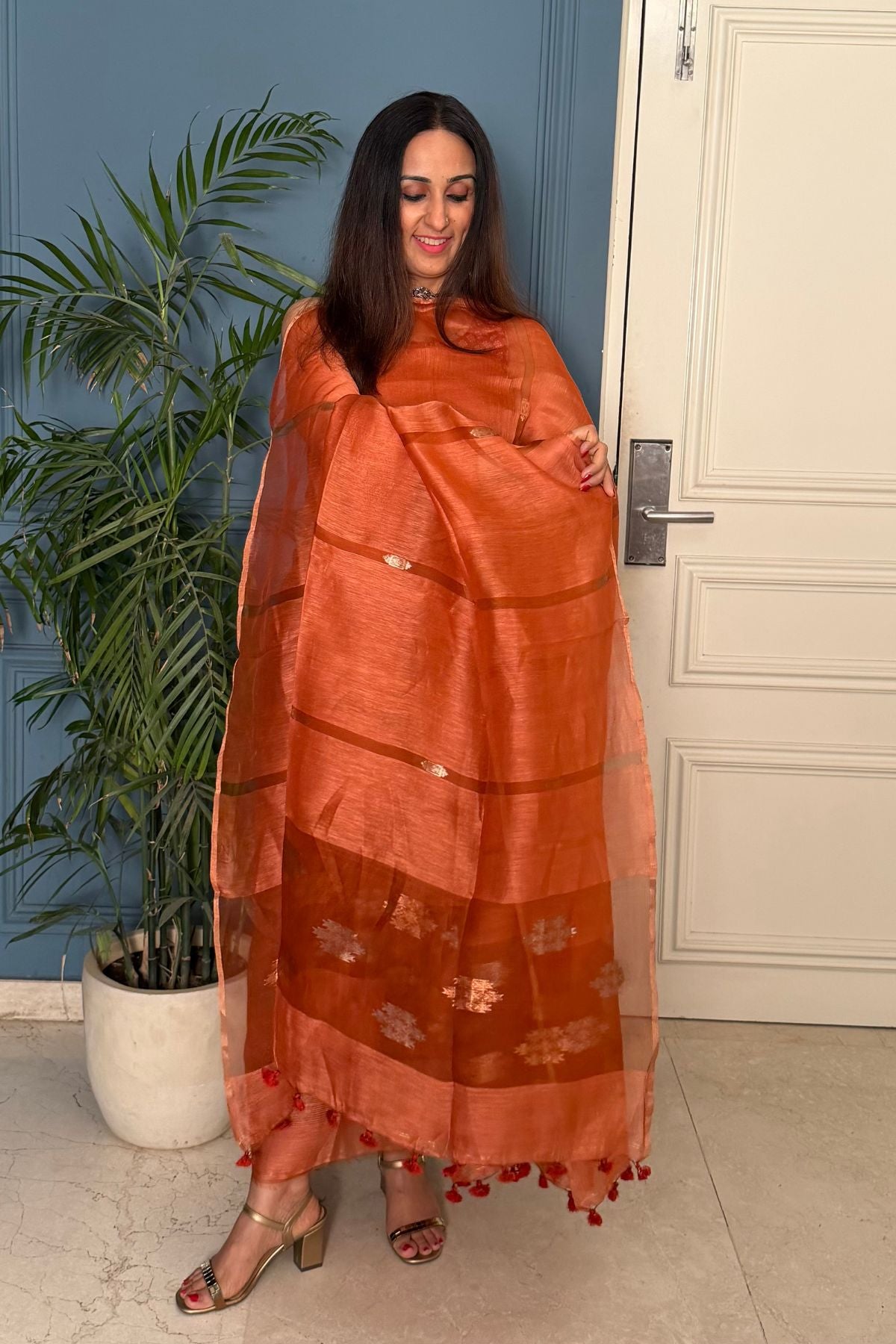 Premium quality pure silk linen kurta dupatta sets with Jamdani weave