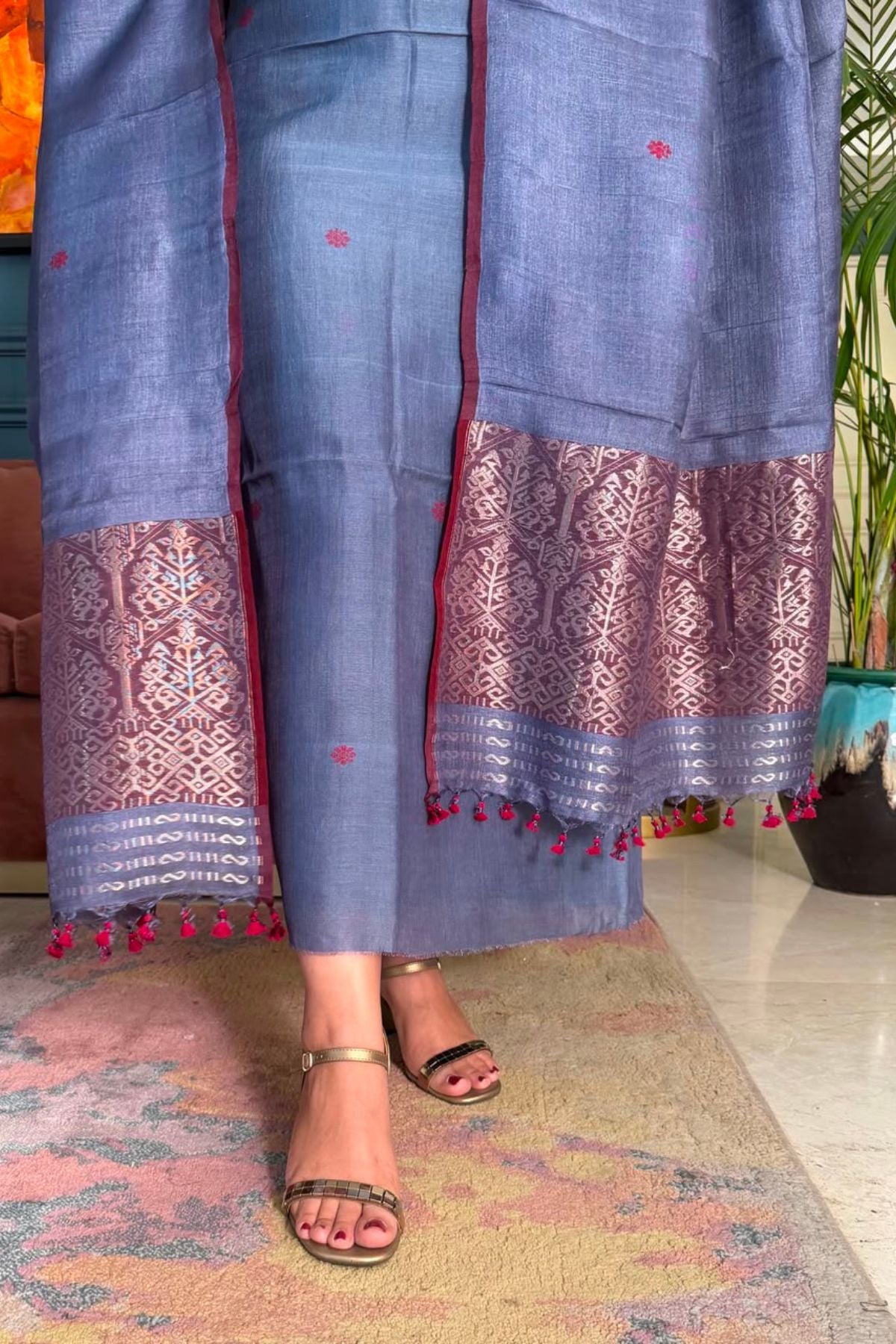 Tangail weave on Pure Tussar Silk -Kurta Dupatta set