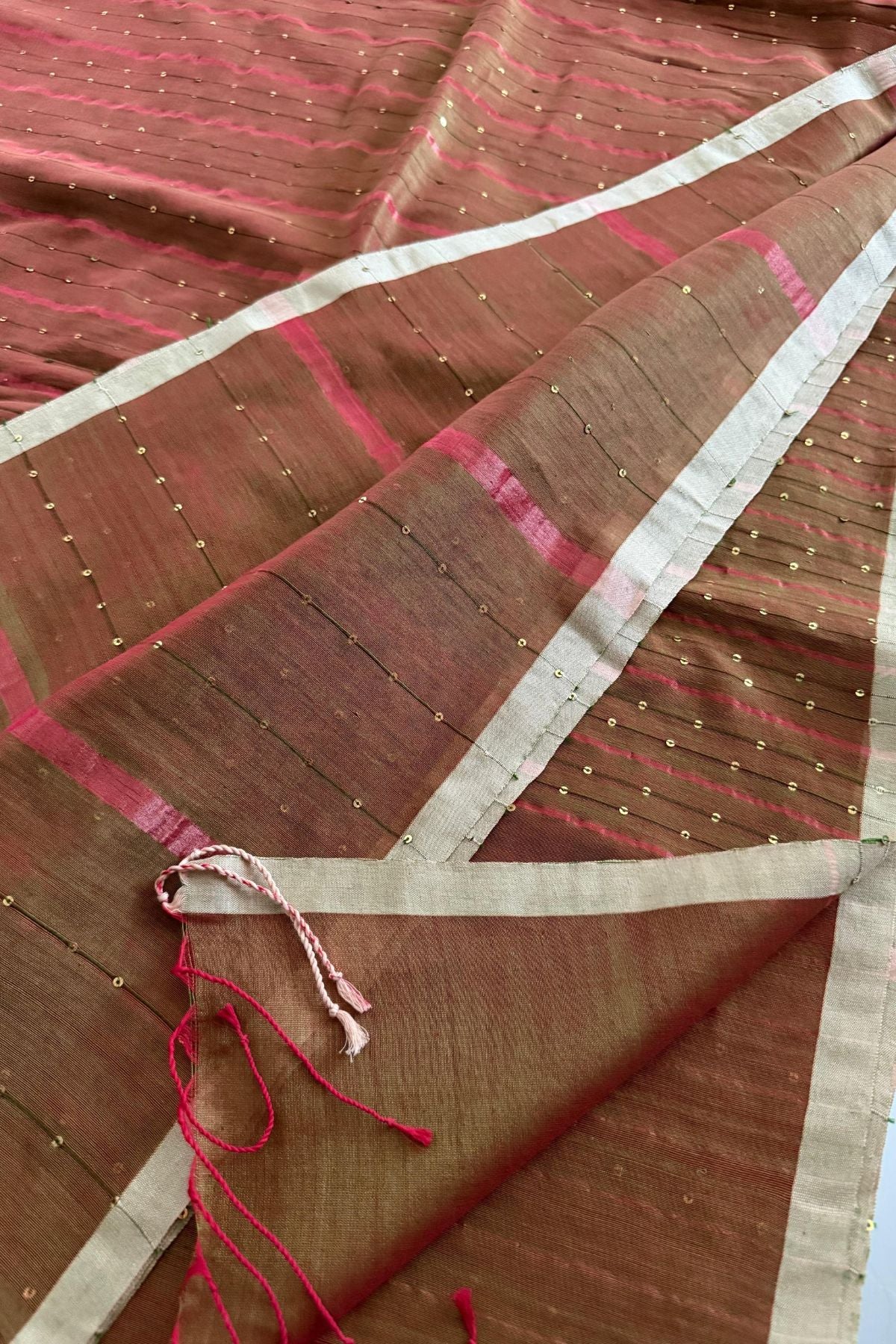 Handwoven pure cotton saree with blouse!!