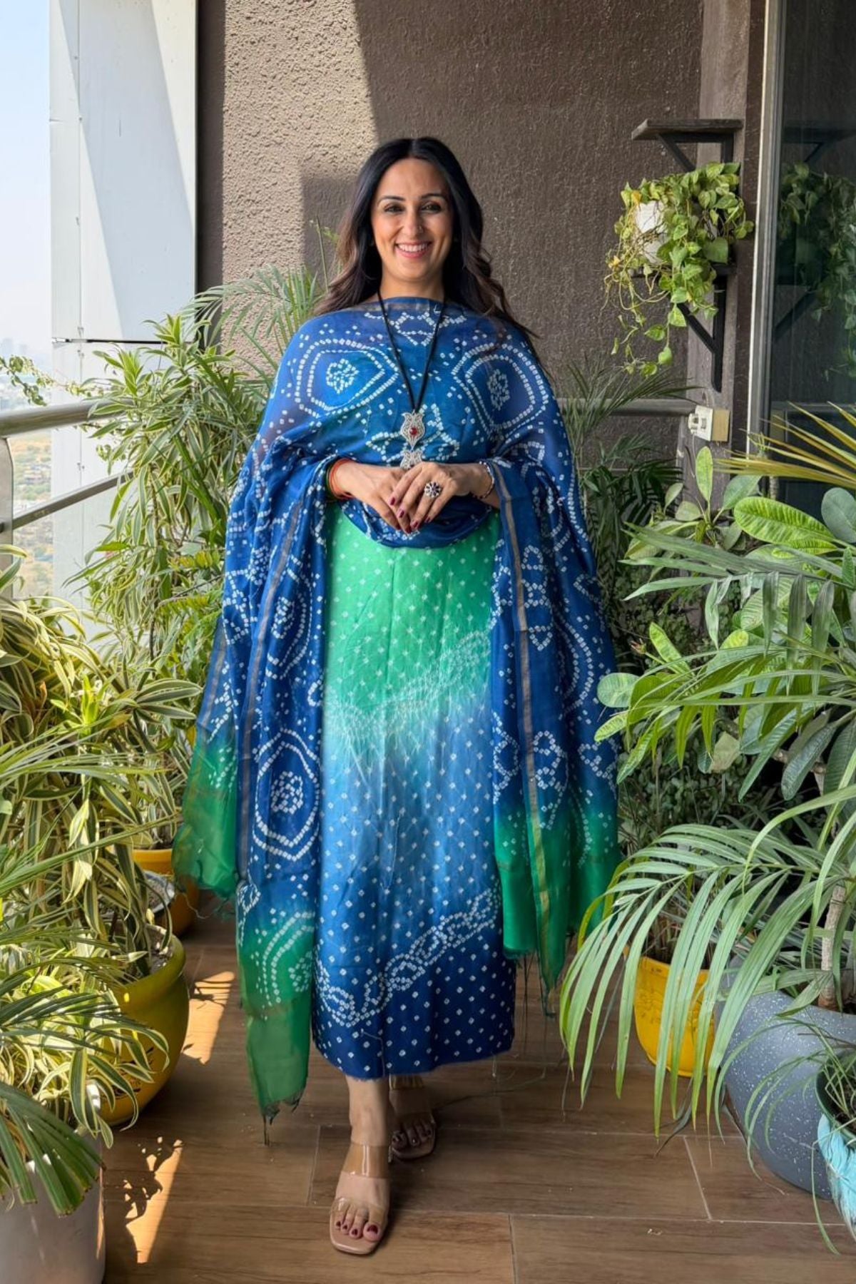 Bandhani kurta dupatta set on shaded Chanderi silk!!