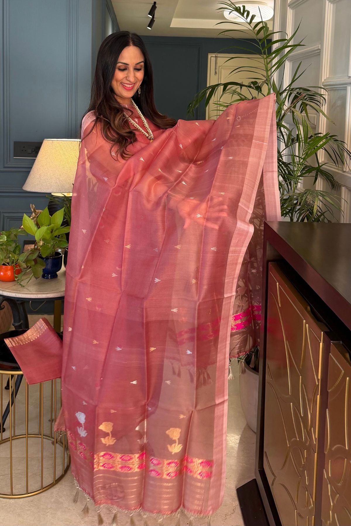 Handwoven pure raw mango silk suit sets!!