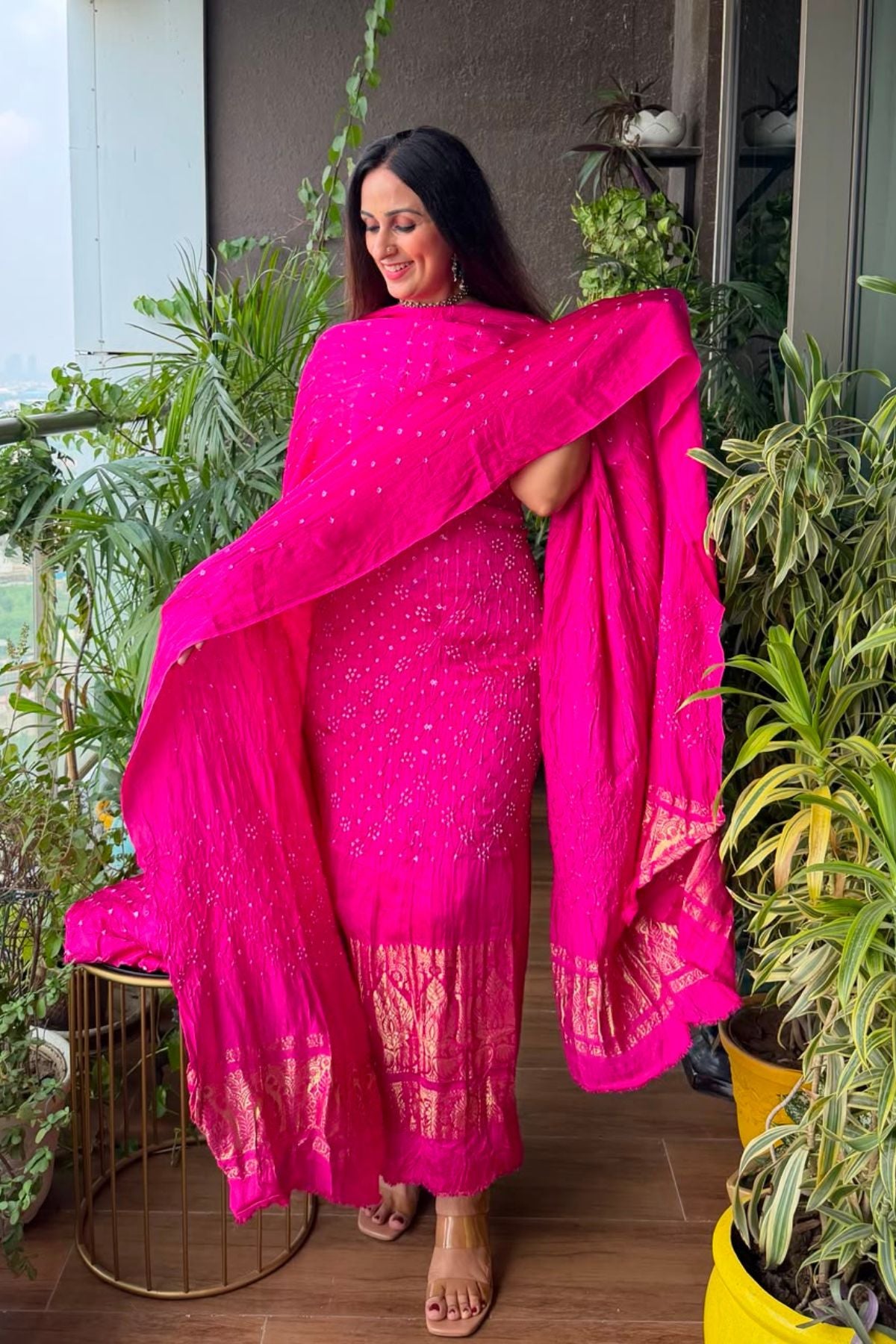Pure modal silk full set with hand done bandhani and zari weaving!!