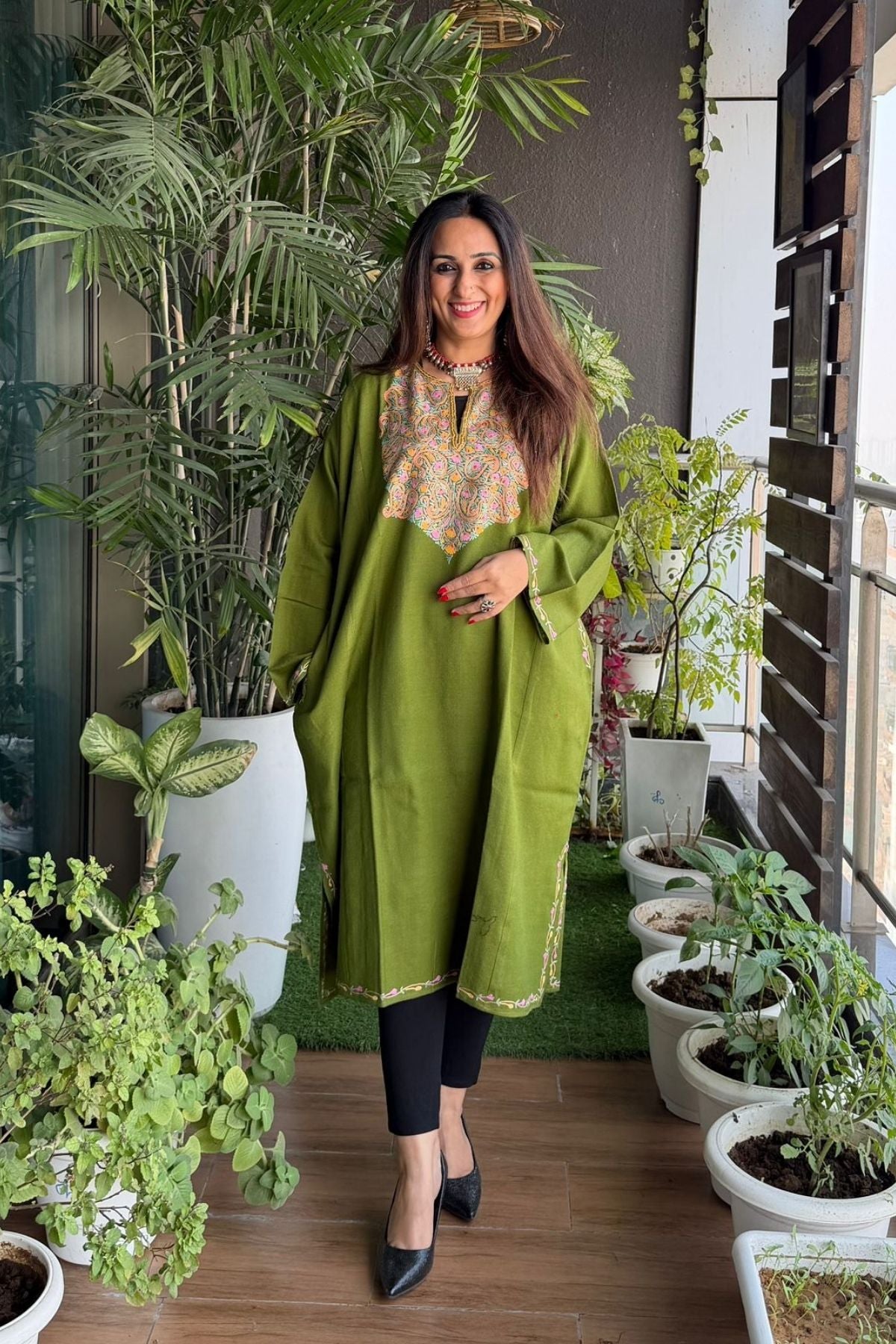 Woollen Kashmiri Phiran with Aari work