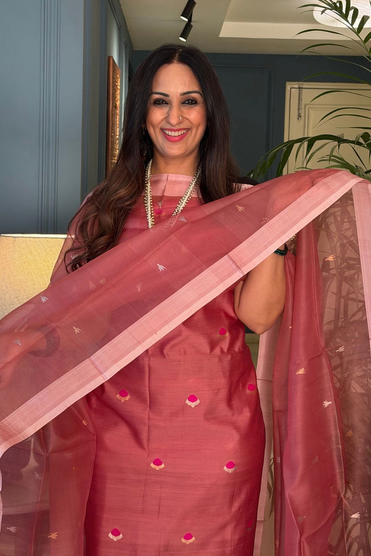 Handwoven pure raw mango silk suit sets!!