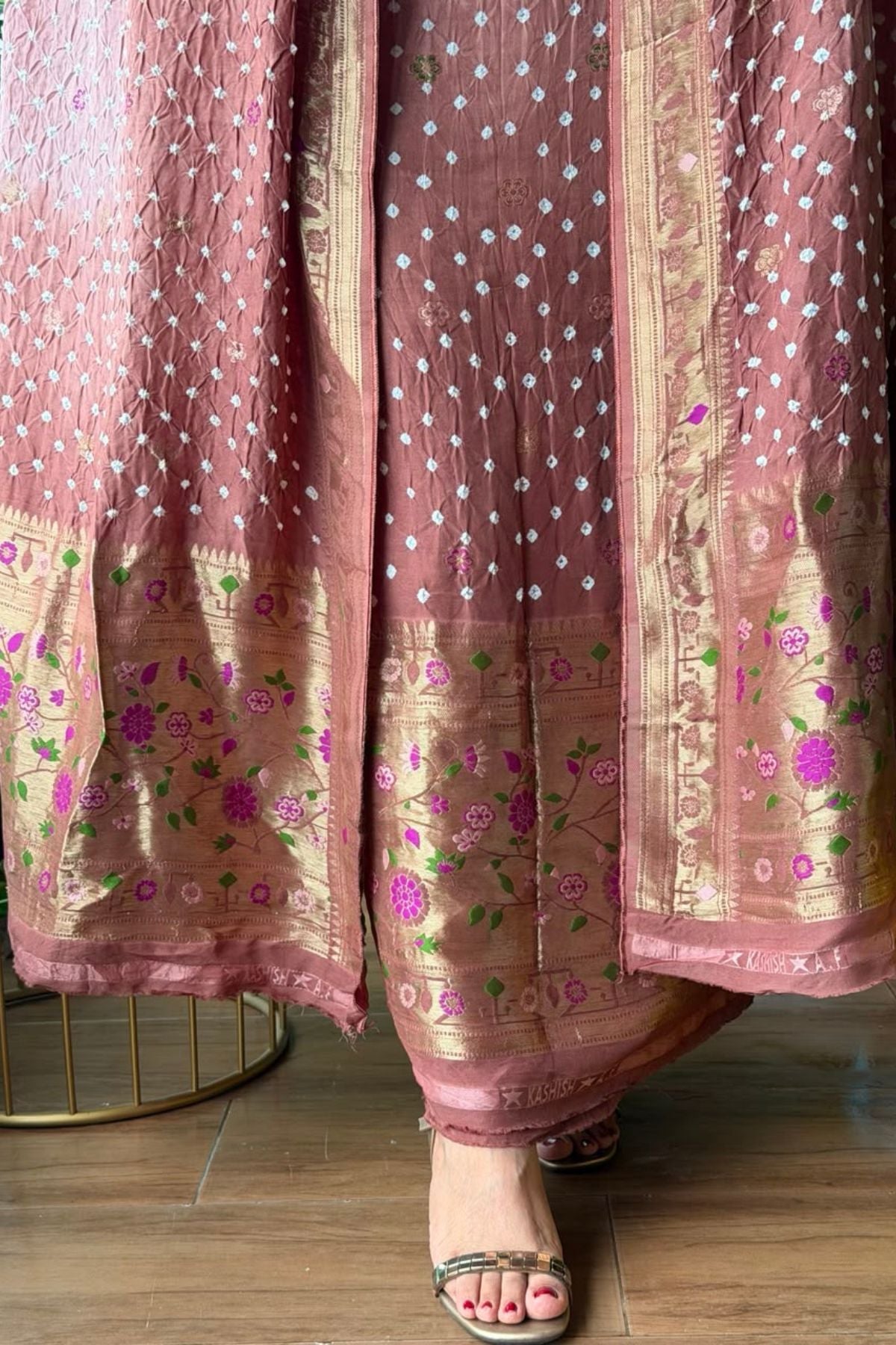 Pure gaji silk full set with hand done bandhani and zari weaving!!