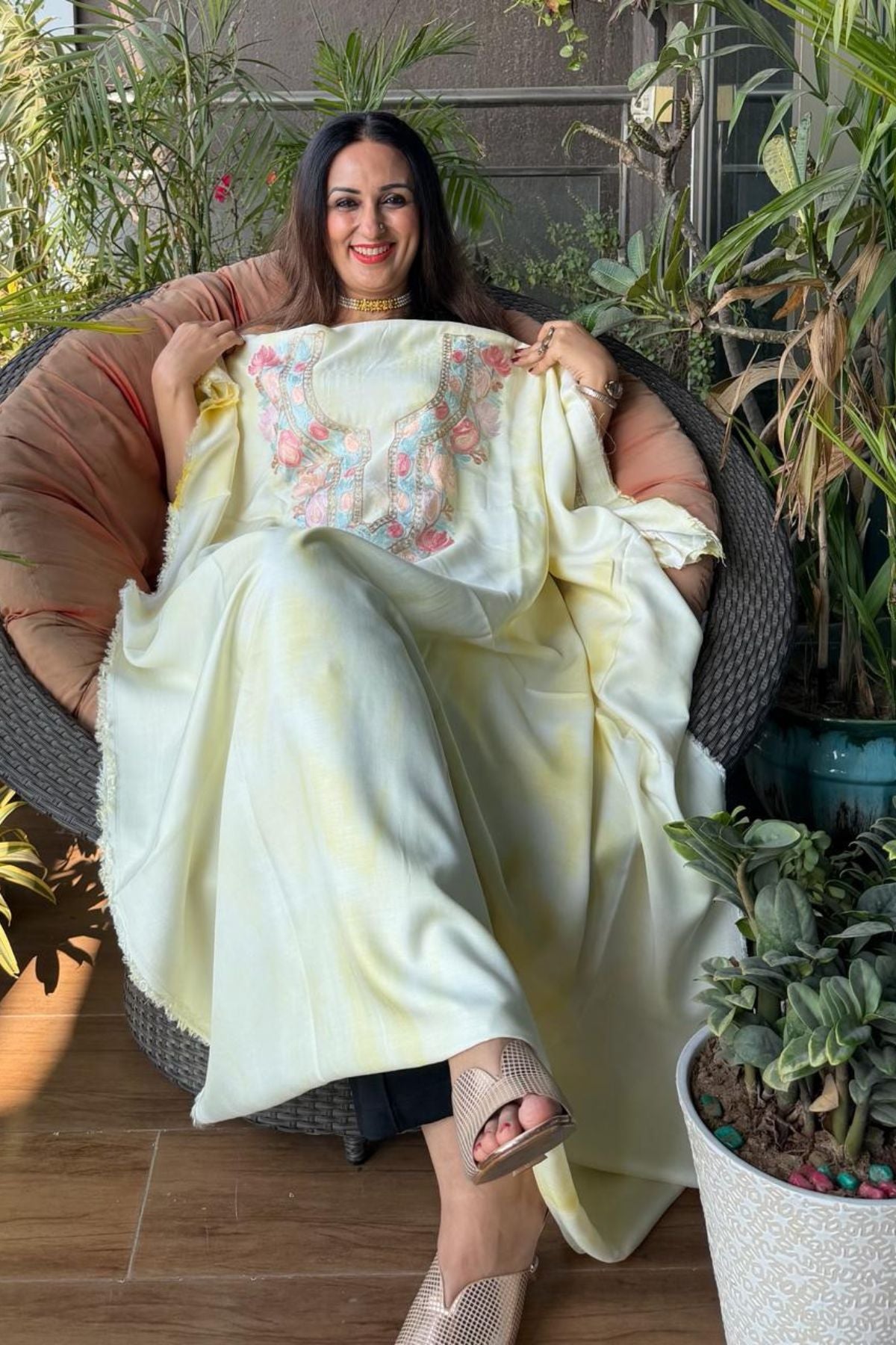 Pure muslin kurta fabric with Kashmiri work