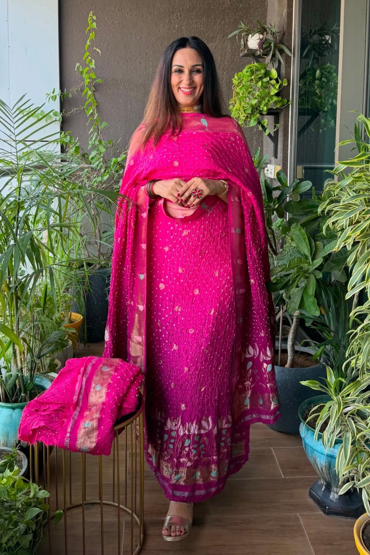 Pure gaji silk full set with hand done bandhani and zari weaving!!